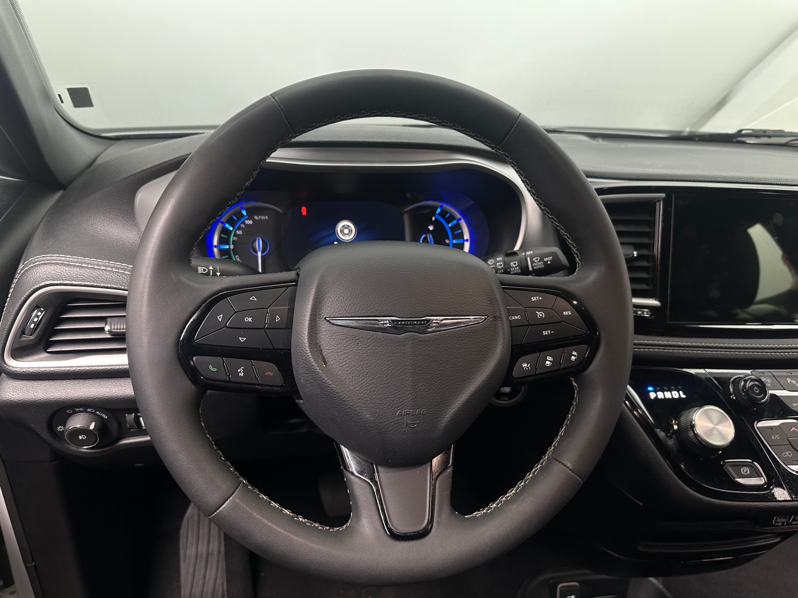 Thumbnail: 2024 Chrysler Pacifica - 4