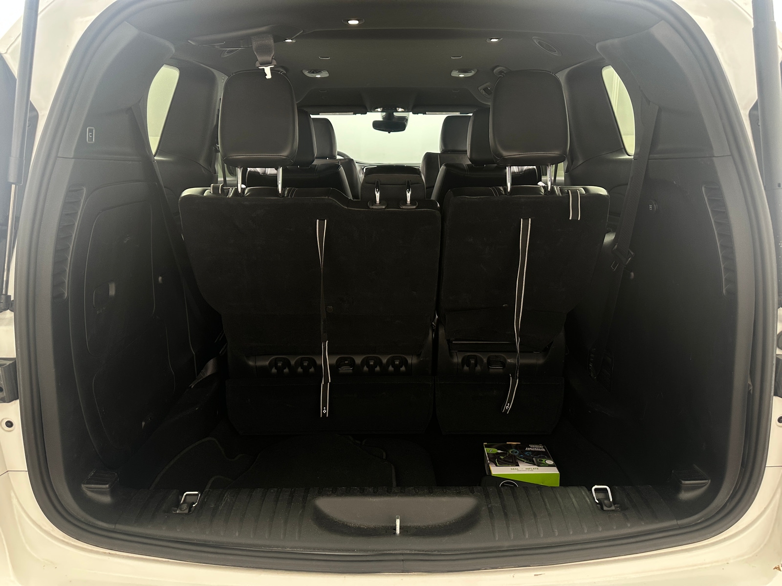 Thumbnail: 2024 Chrysler Pacifica - 6