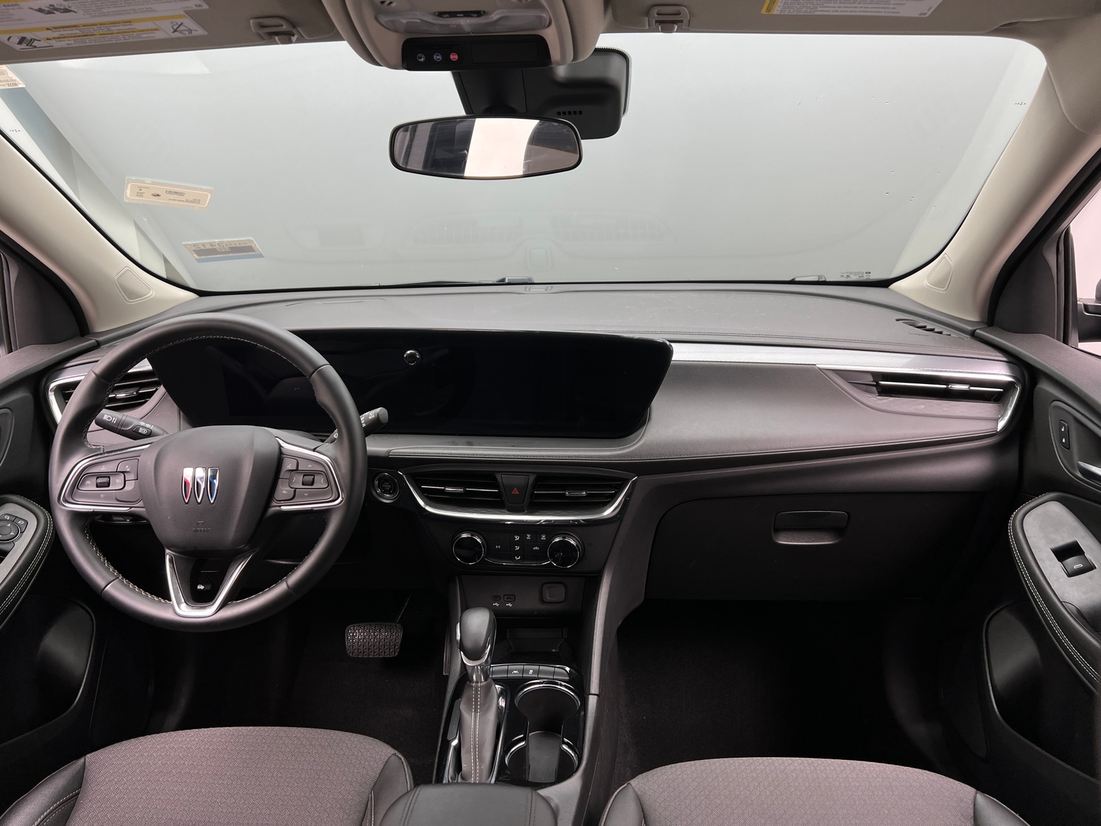 Thumbnail: 2025 Buick Encore GX - 2