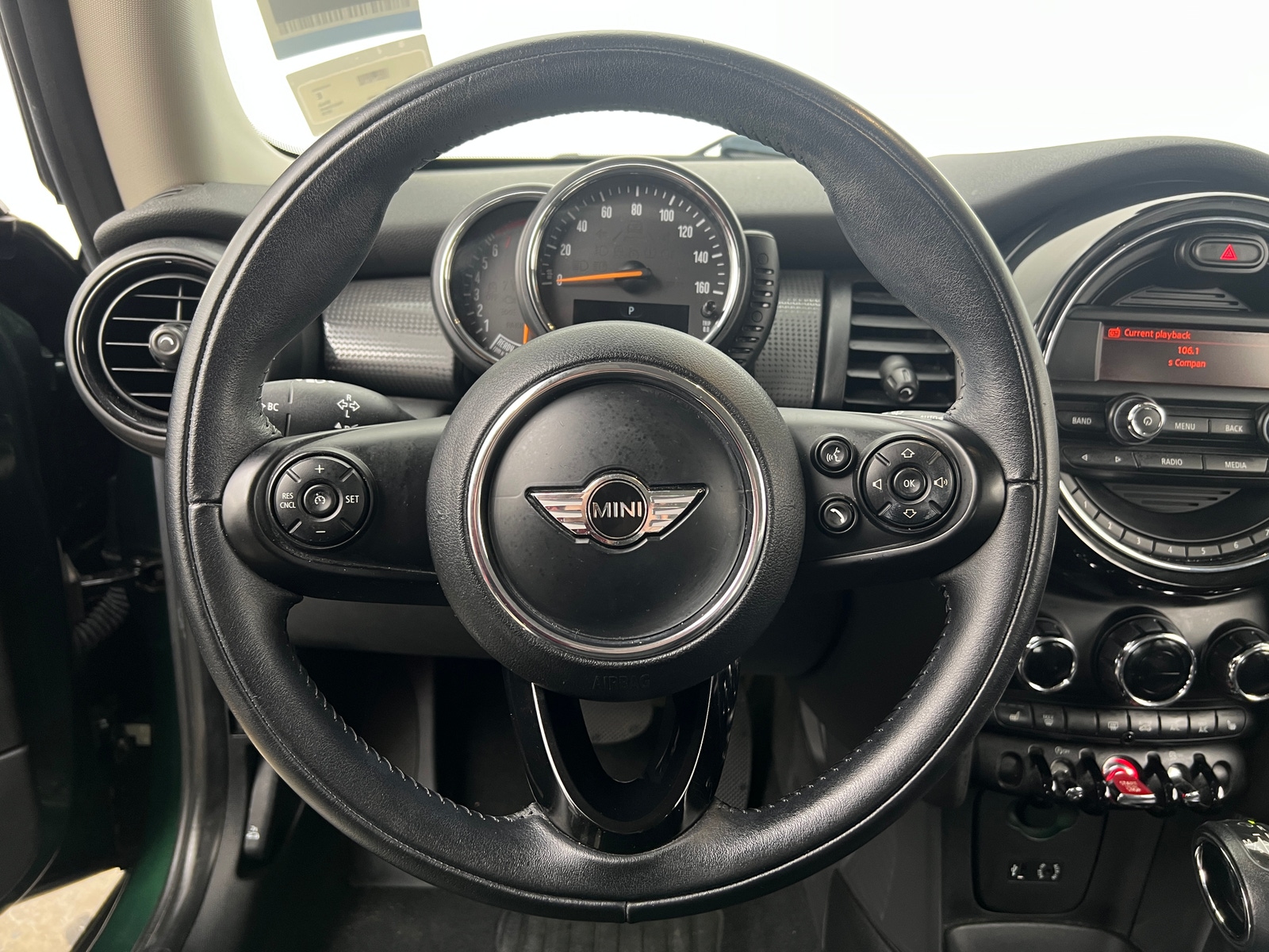 Thumbnail: 2016 MINI Cooper Hardtop - 3