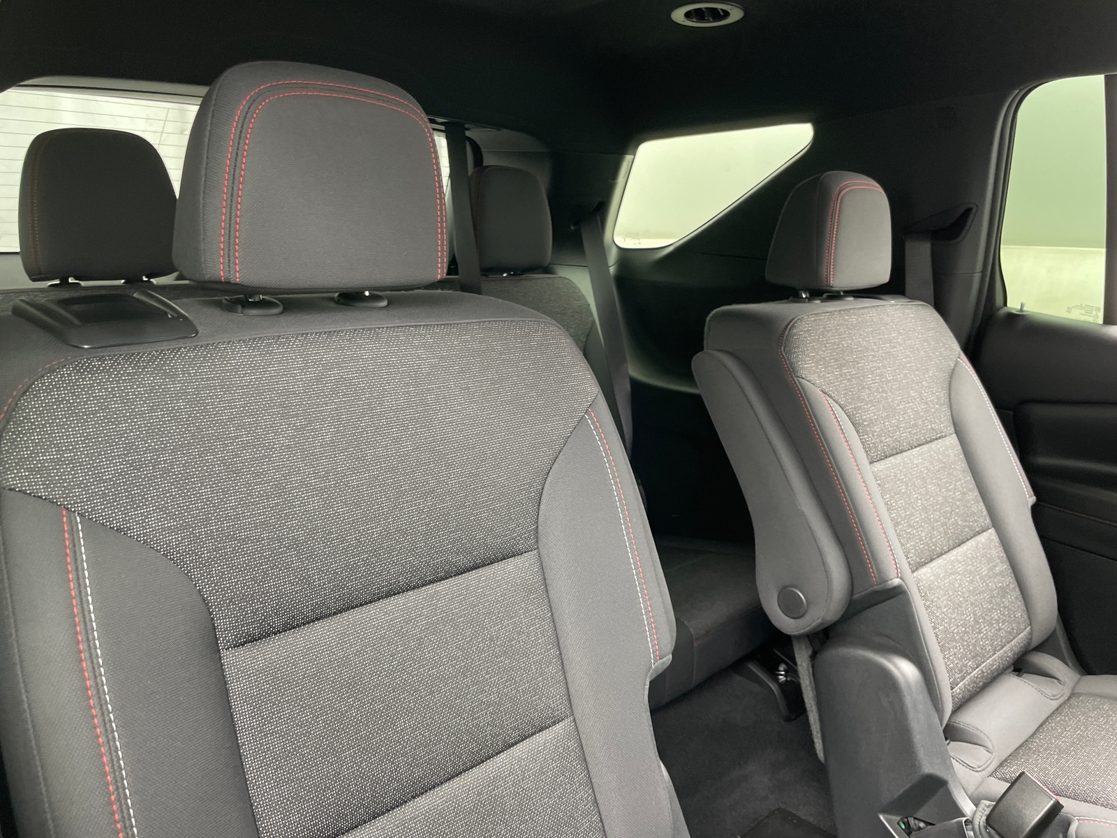 Thumbnail: 2024 Chevrolet Traverse - 6