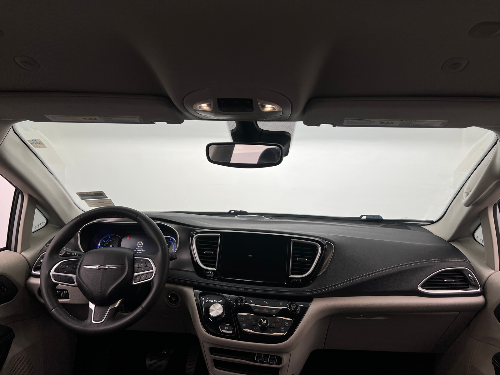 Thumbnail: 2023 Chrysler Pacifica - 2