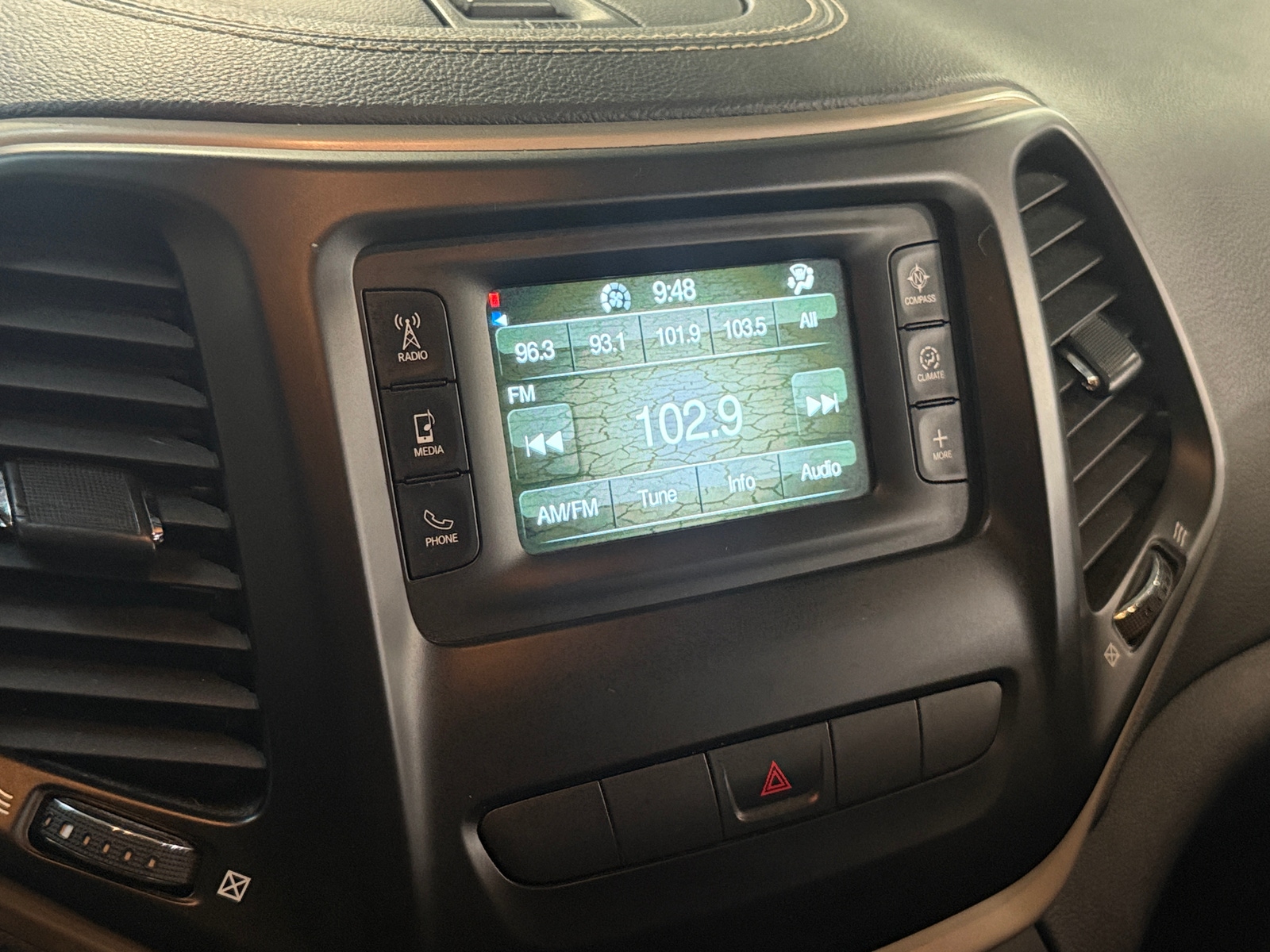 Thumbnail: 2014 Jeep Cherokee - 4
