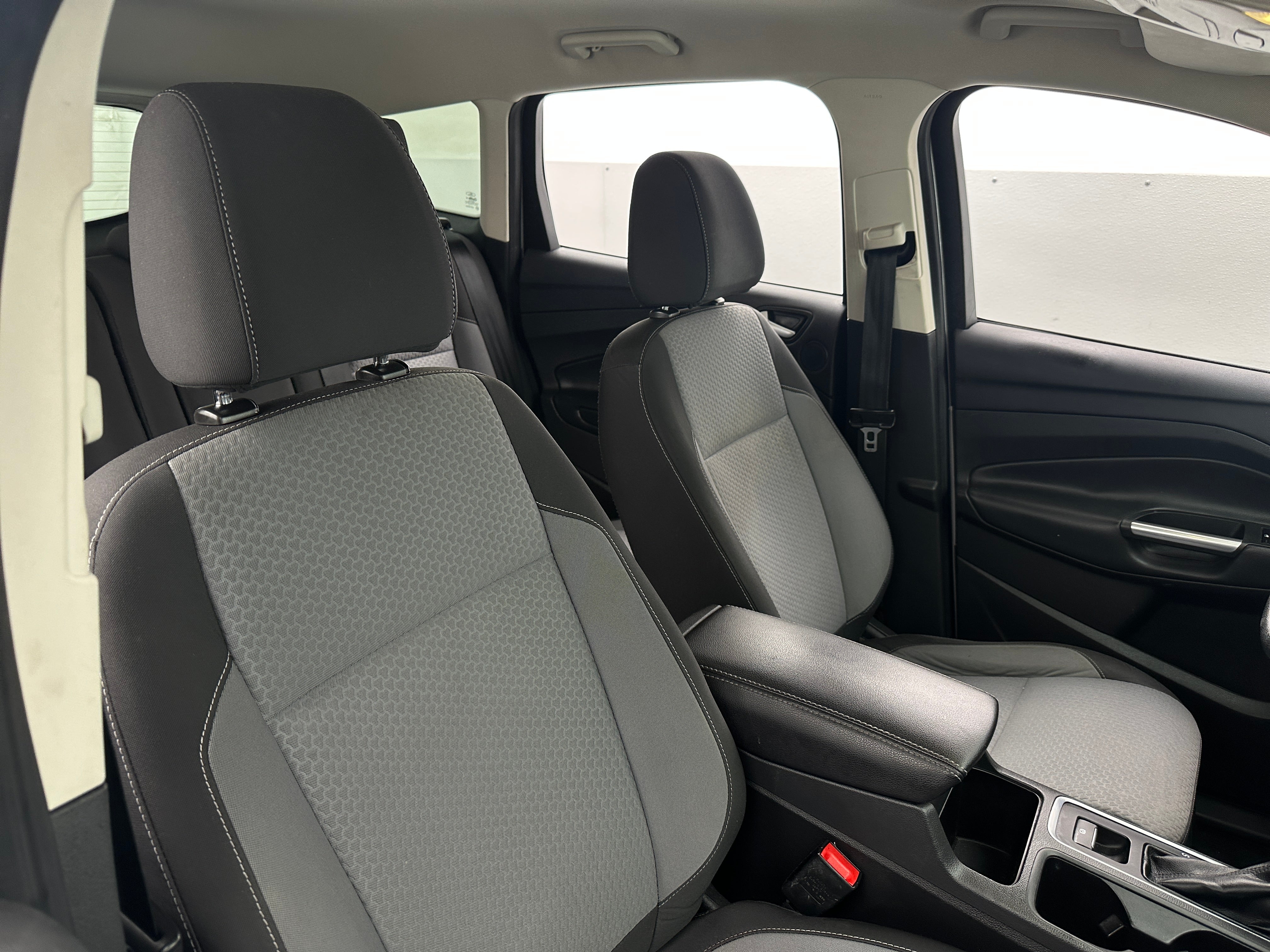 2017 Ford Escape SE - Photo 3