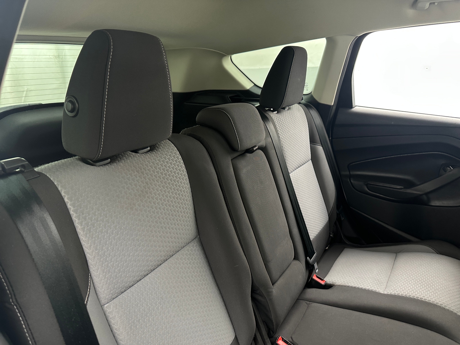 Thumbnail: 2017 Ford Escape - 6