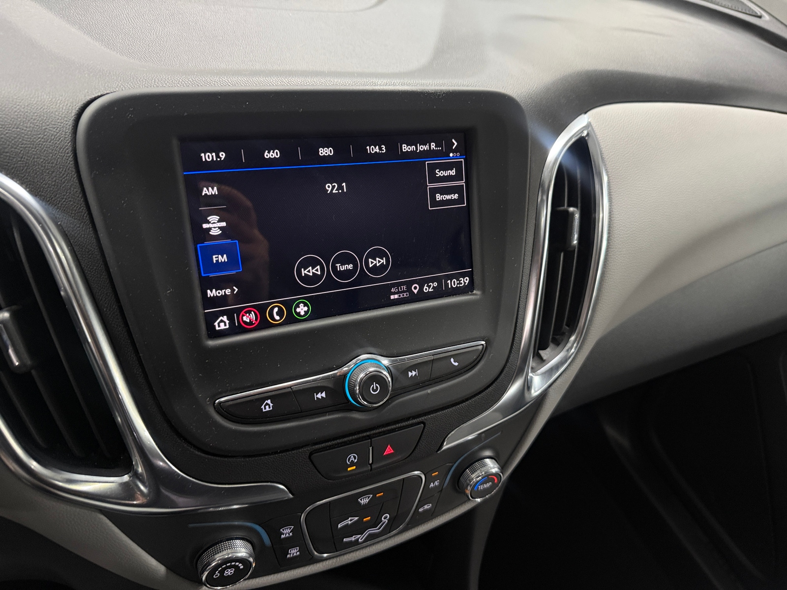 Thumbnail: 2024 Chevrolet Equinox - 4