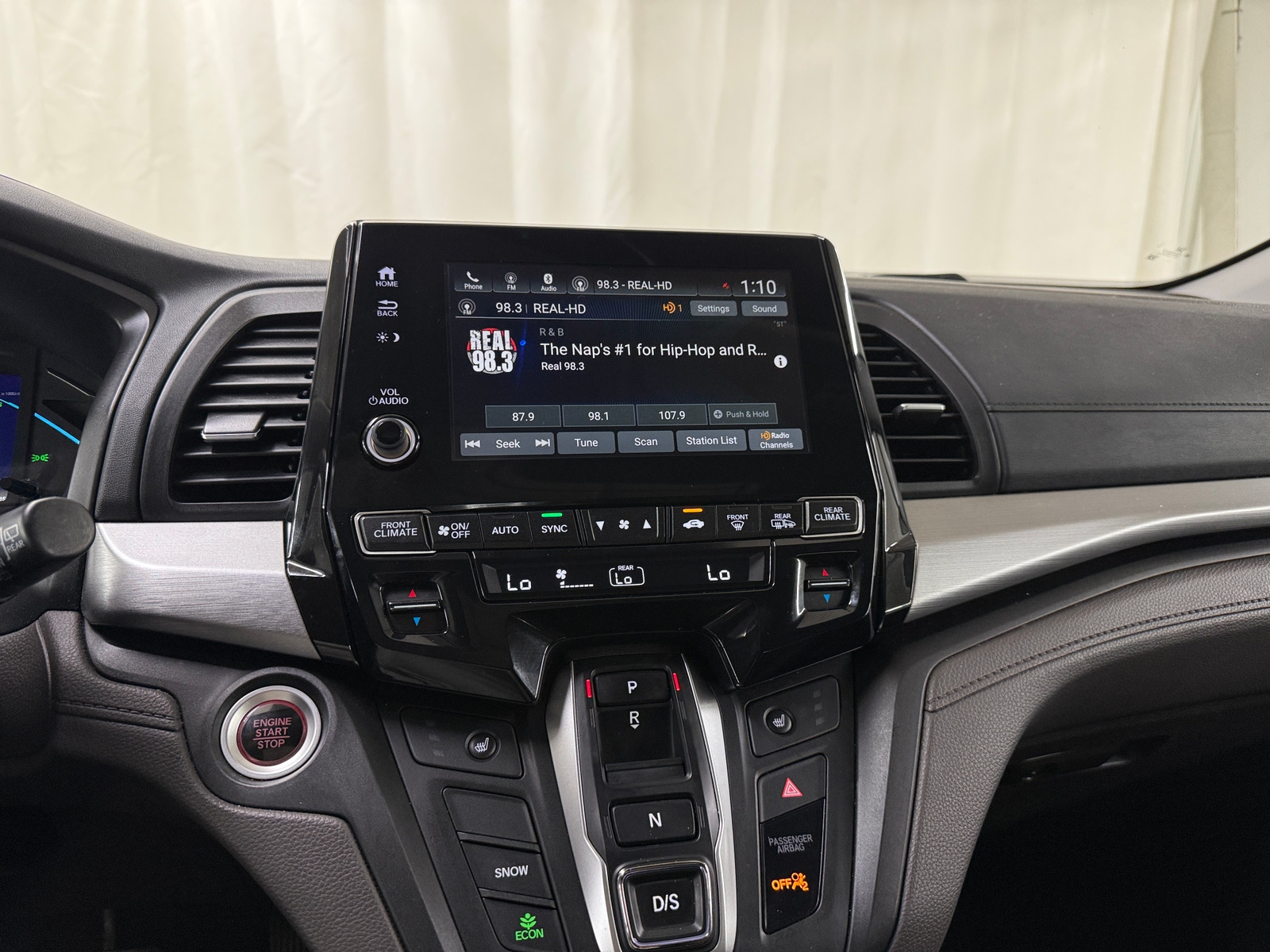 Thumbnail: 2019 Honda Odyssey - 3