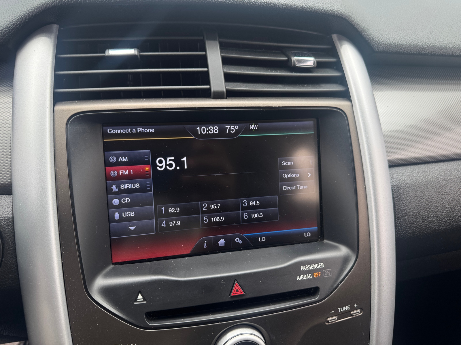Thumbnail: 2013 Ford Edge - 3