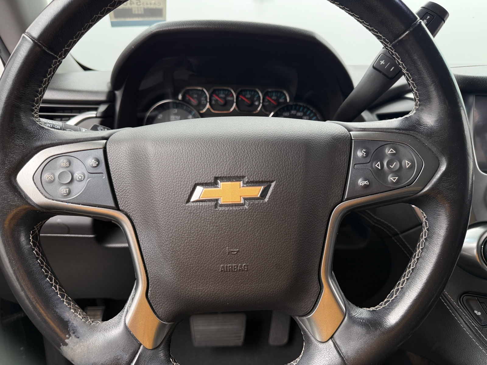 Thumbnail: 2019 Chevrolet Tahoe - 4