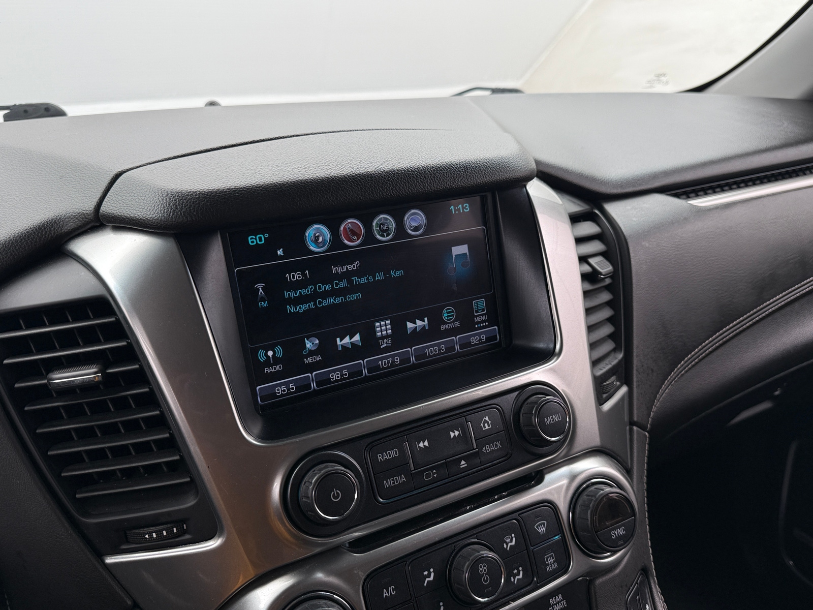 Thumbnail: 2019 Chevrolet Tahoe - 3