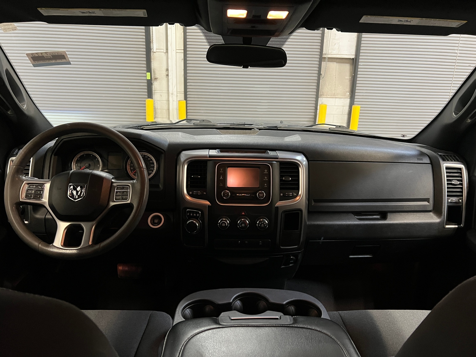 Thumbnail: 2021 RAM 1500 Classic - 3