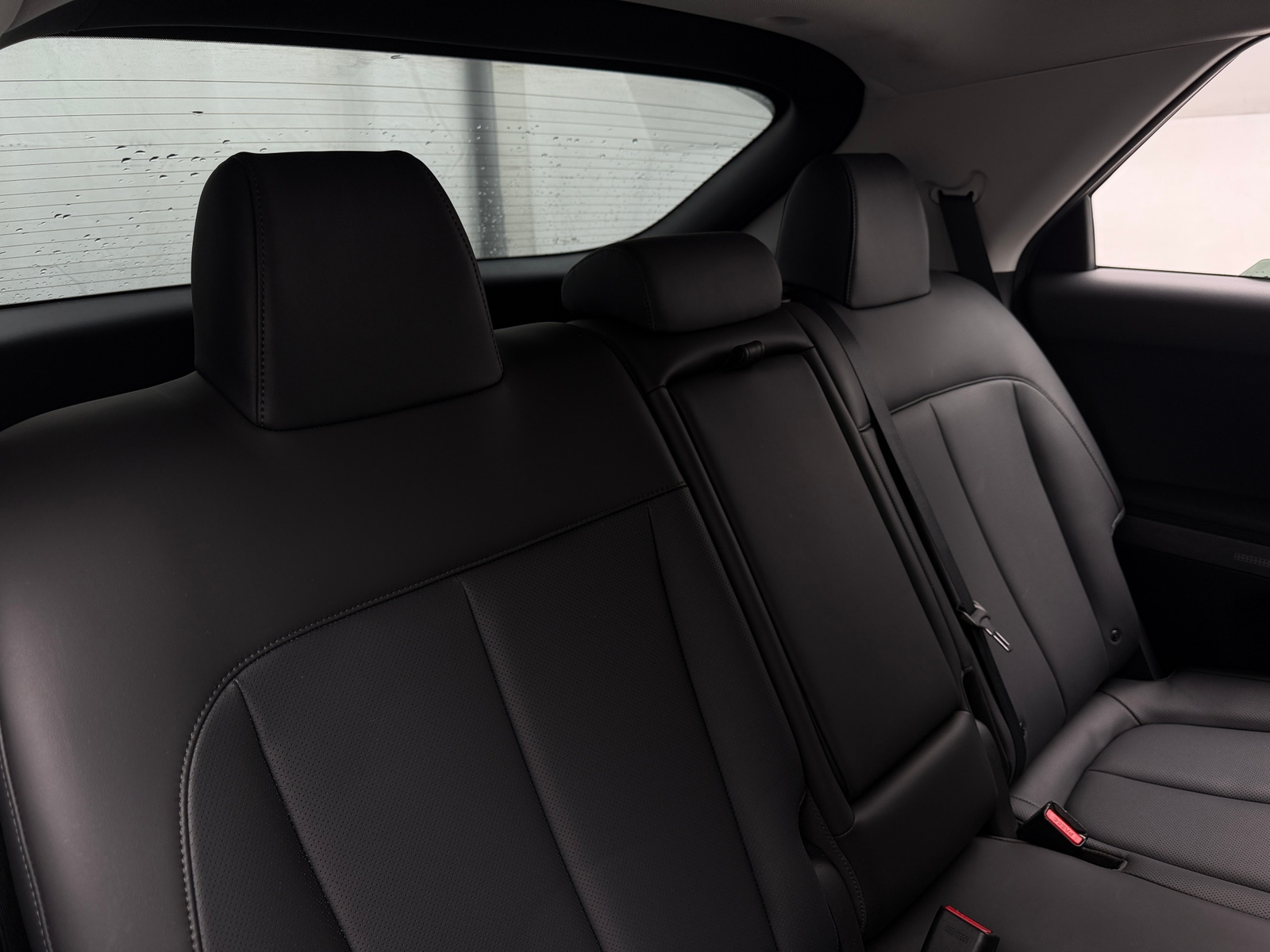 Thumbnail: 2022 Hyundai Ioniq 5 - 5