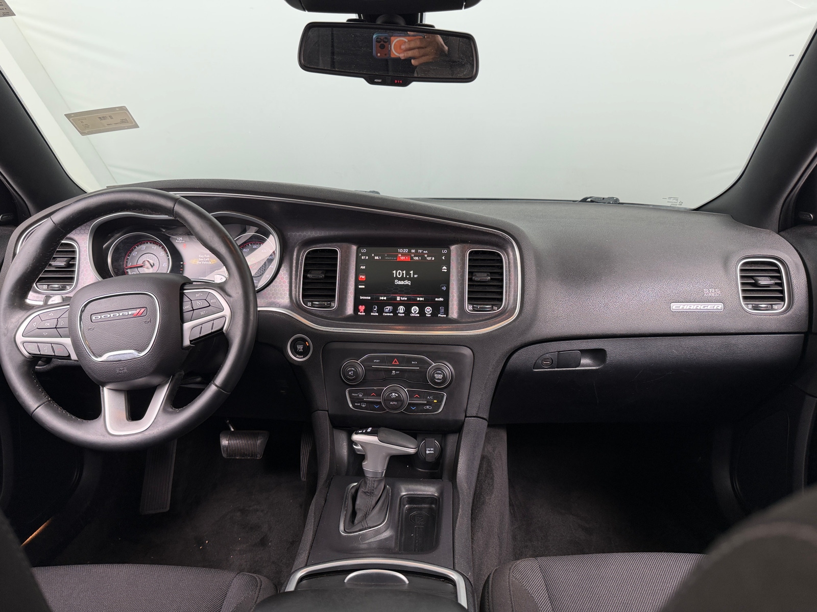 Thumbnail: 2016 Dodge Charger - 3