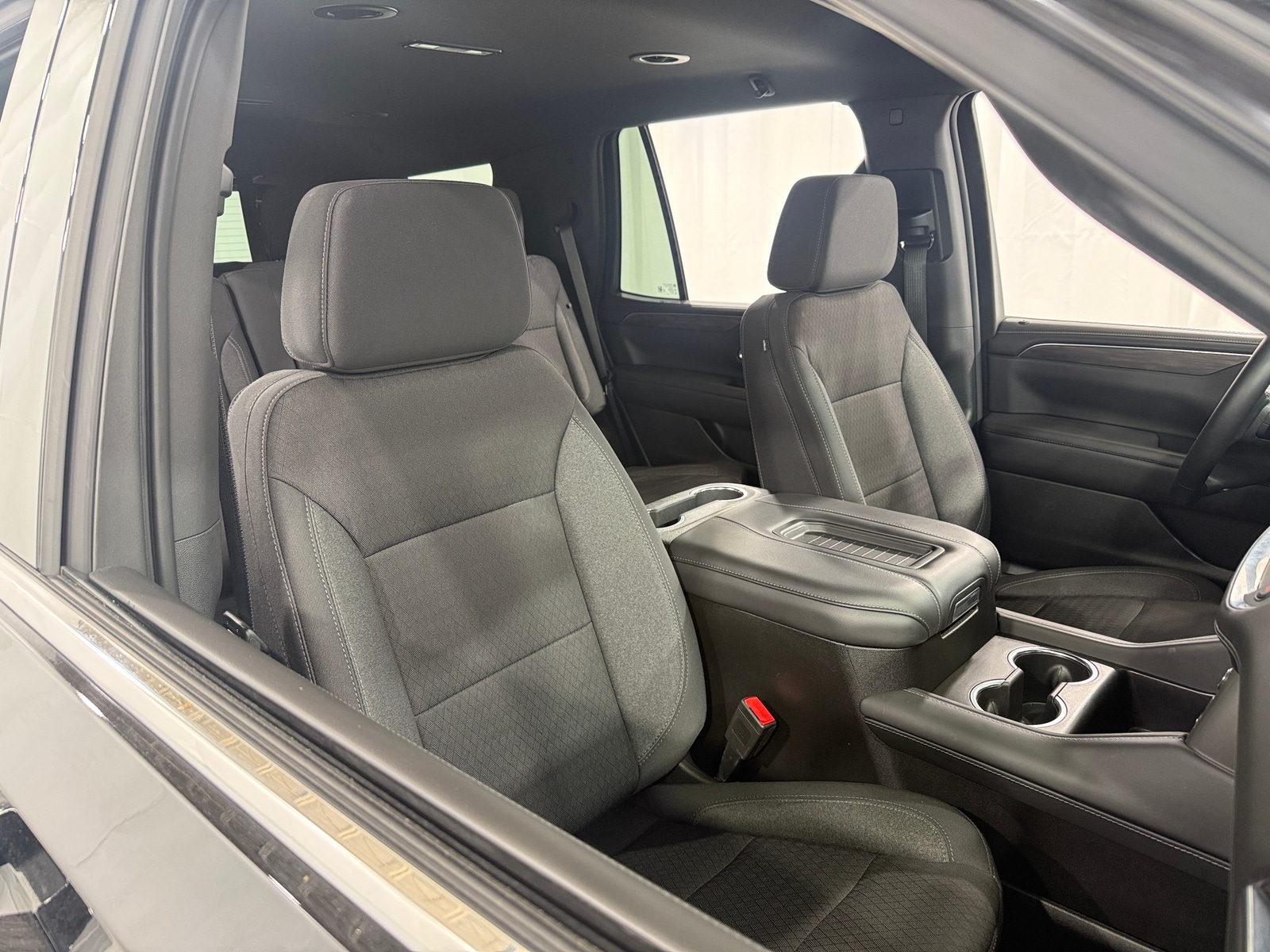 Thumbnail: 2024 Chevrolet Tahoe - 2