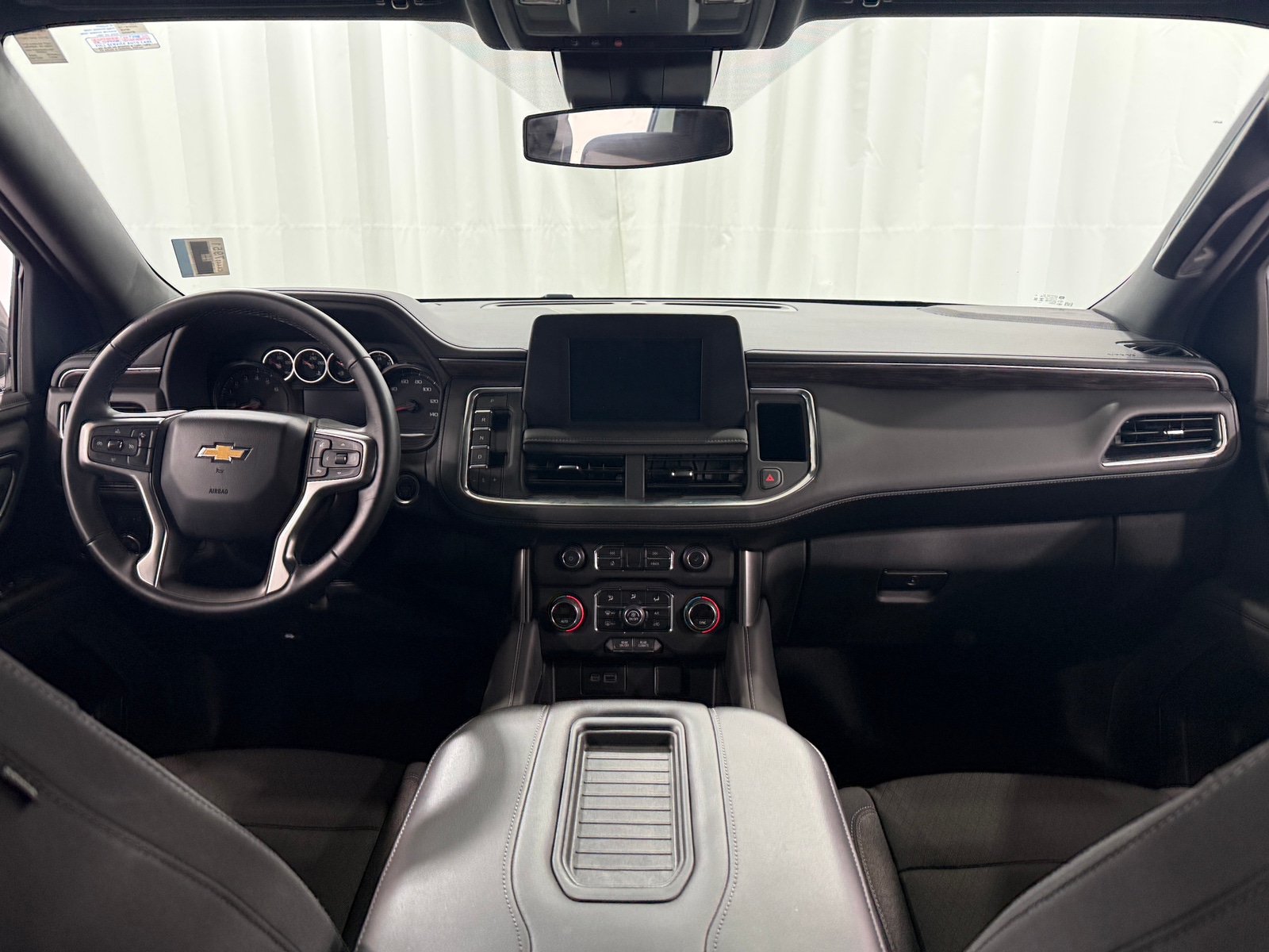 Thumbnail: 2024 Chevrolet Tahoe - 3