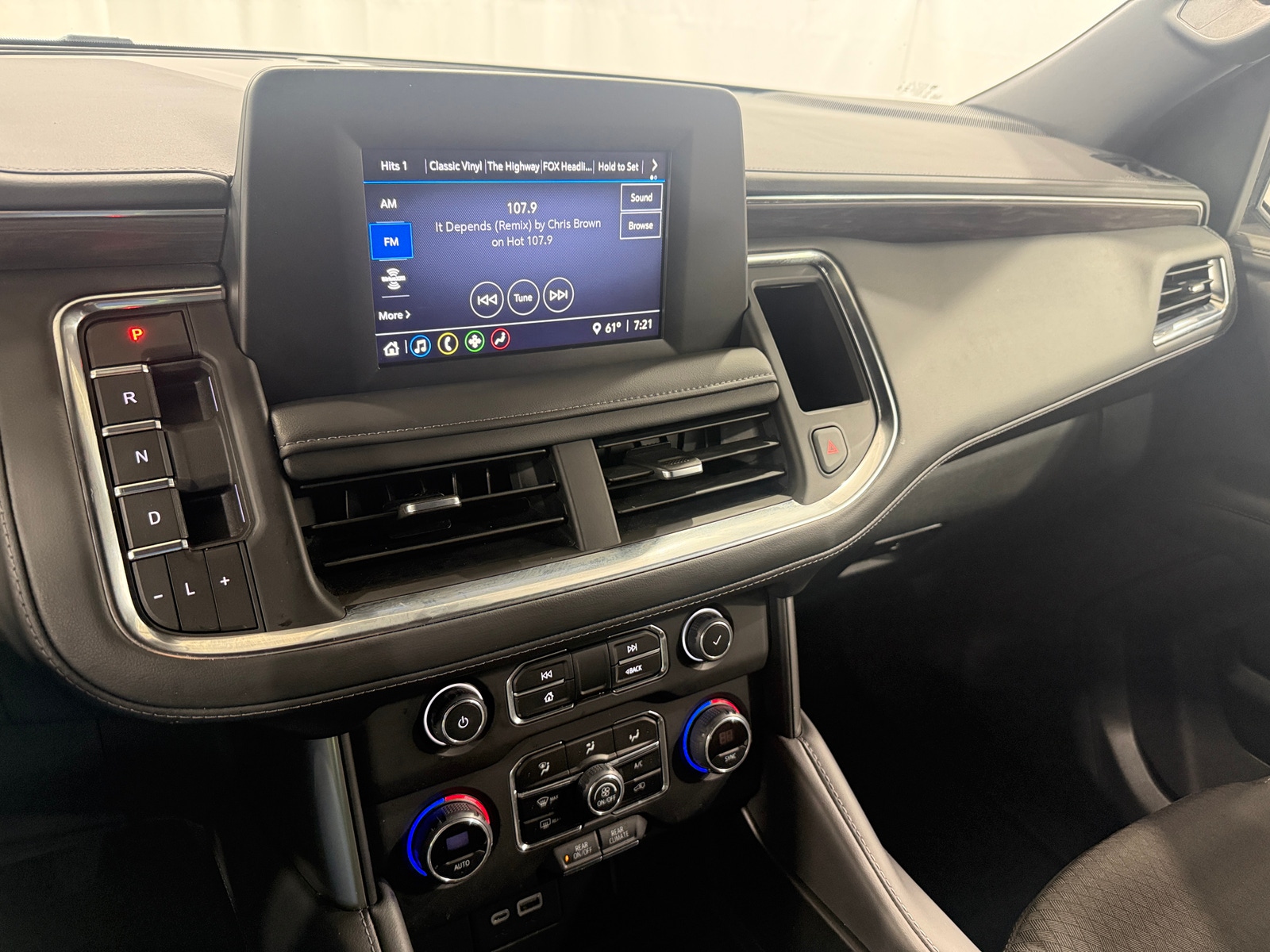 Thumbnail: 2024 Chevrolet Tahoe - 4