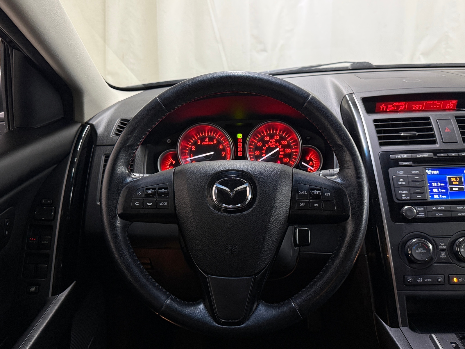 Thumbnail: 2010 Mazda CX-9 - 4