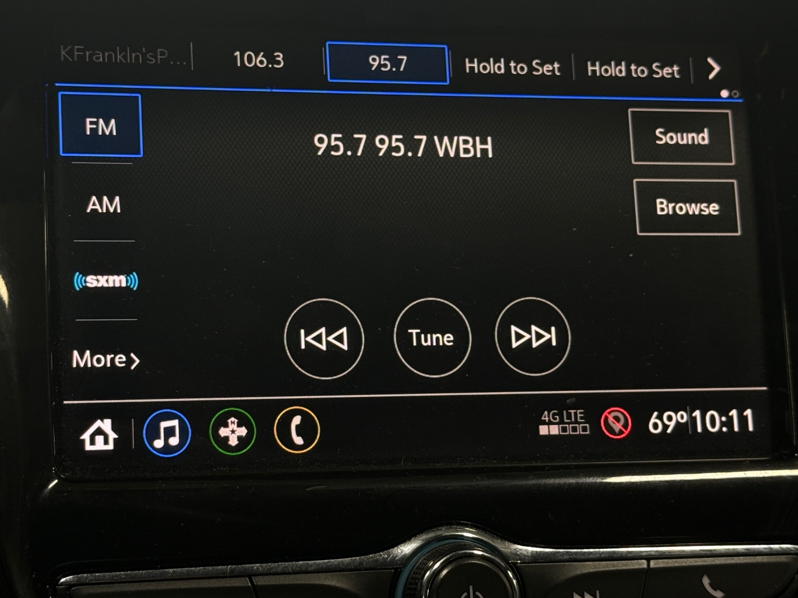 Thumbnail: 2022 Chevrolet Trax - 3