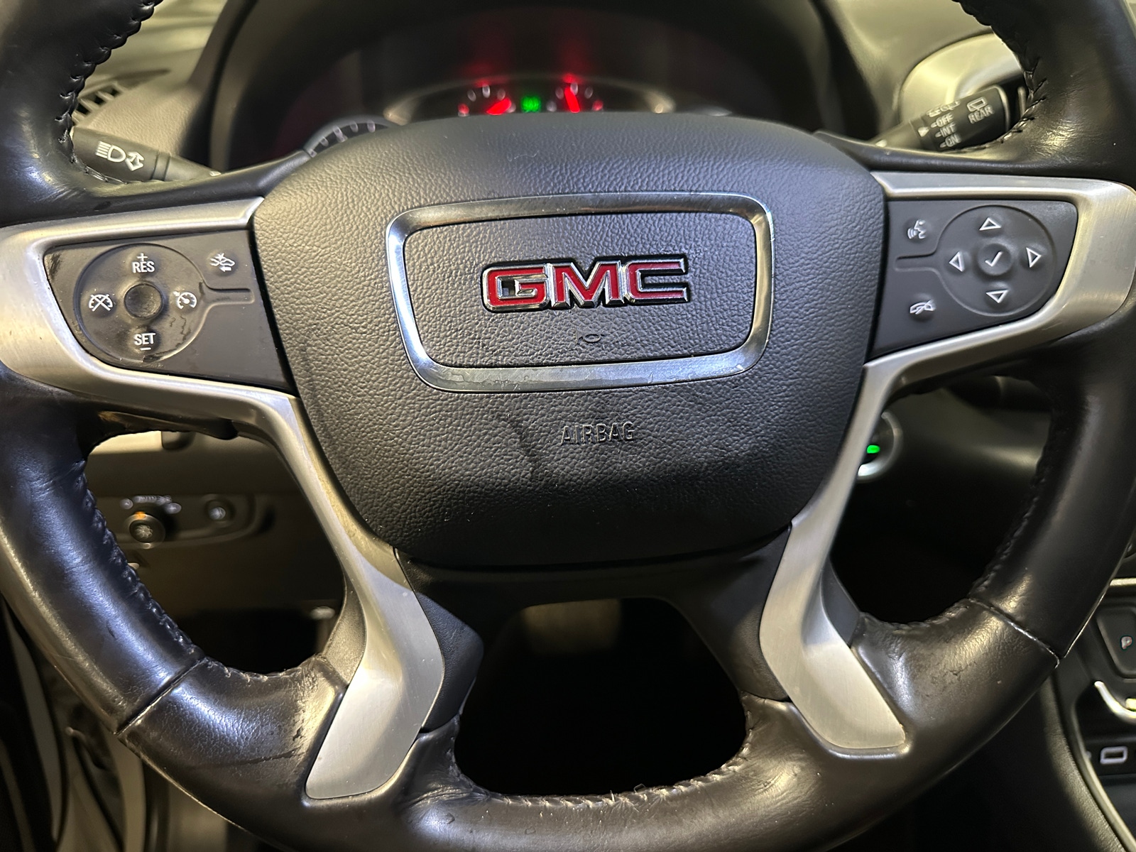 Thumbnail: 2020 GMC Terrain - 4