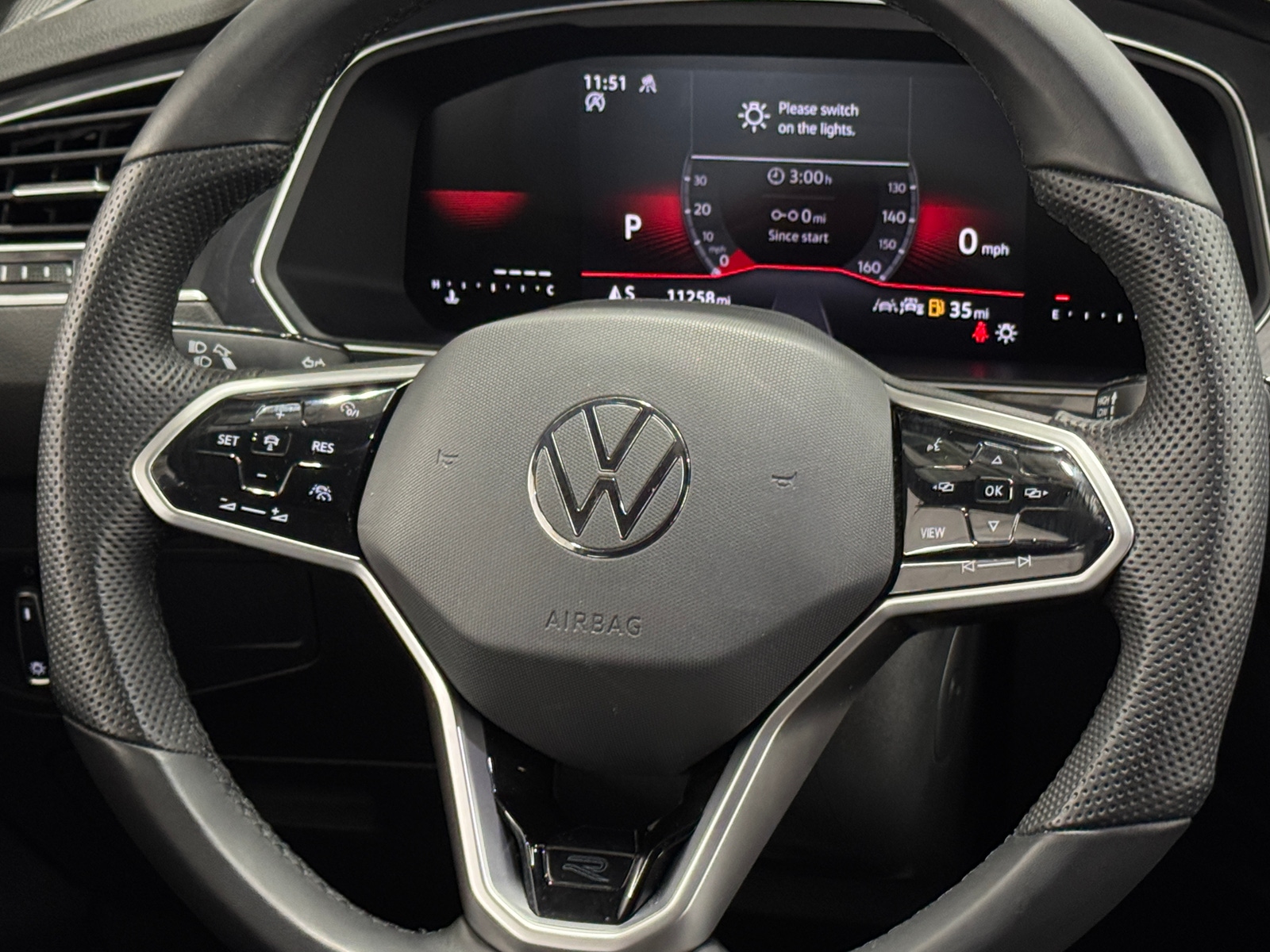 Thumbnail: 2024 Volkswagen Tiguan - 4