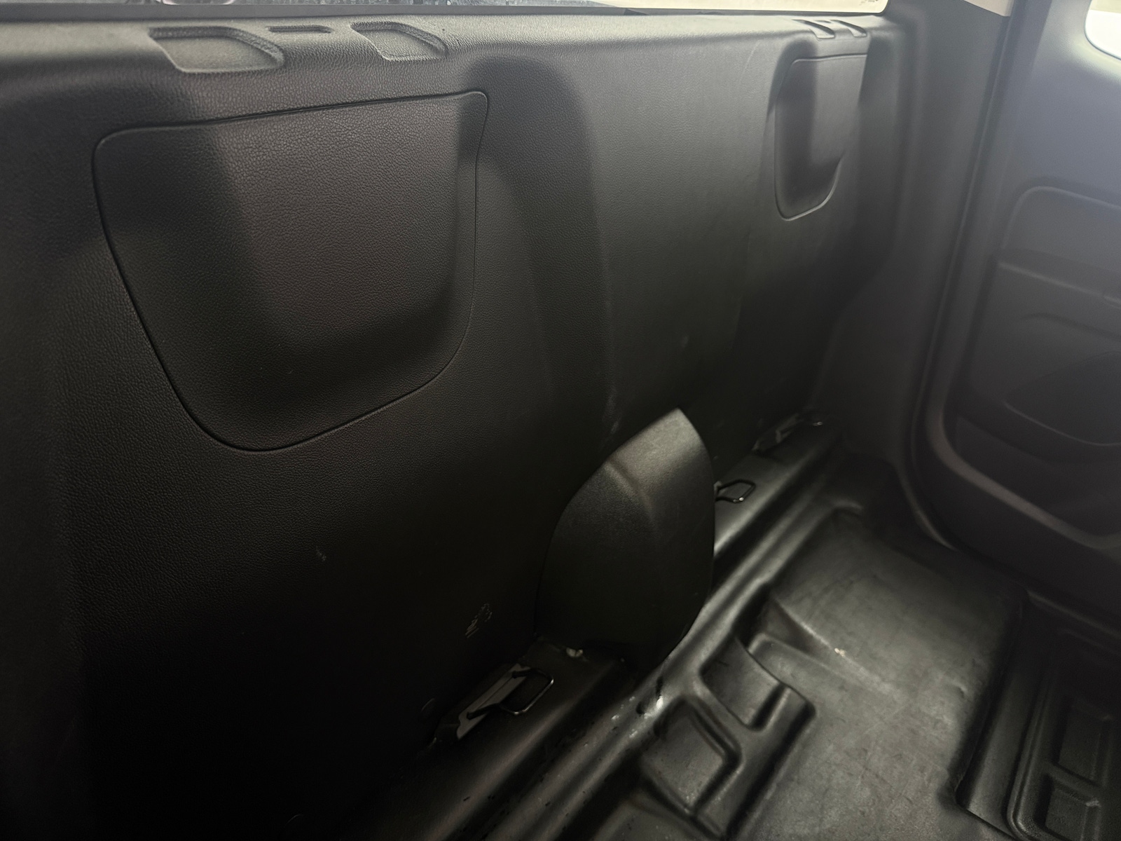 Thumbnail: 2022 Chevrolet Colorado - 6