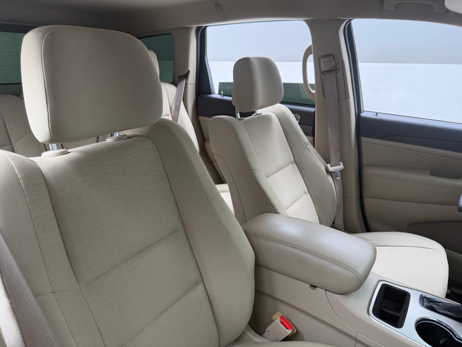 Thumbnail: 2017 Jeep Grand Cherokee - 2