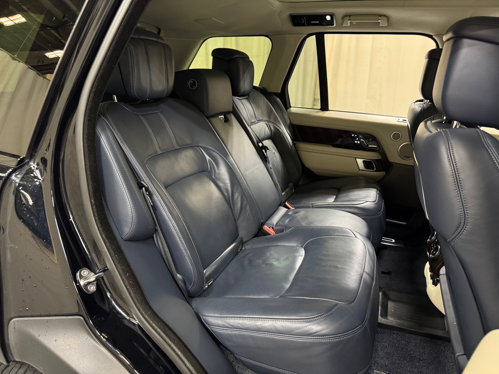 Thumbnail: 2018 Land Rover Range Rover - 5