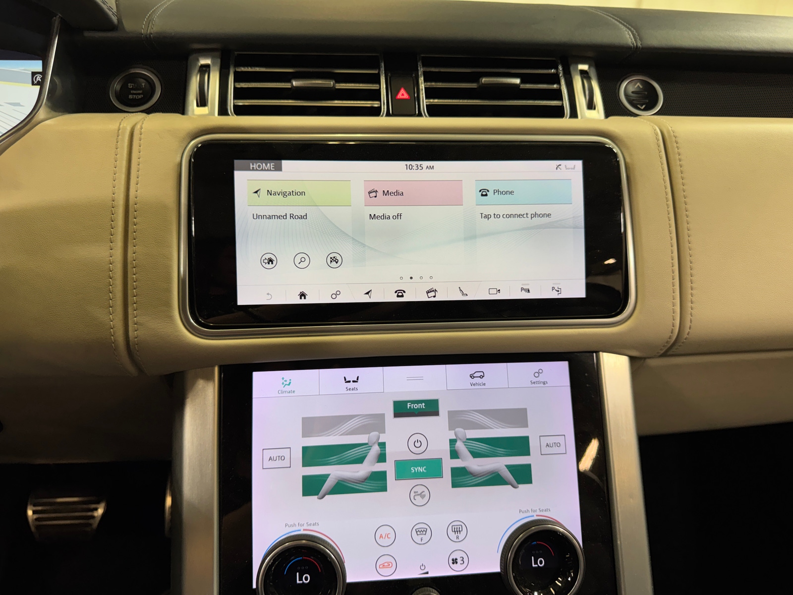 Thumbnail: 2018 Land Rover Range Rover - 3