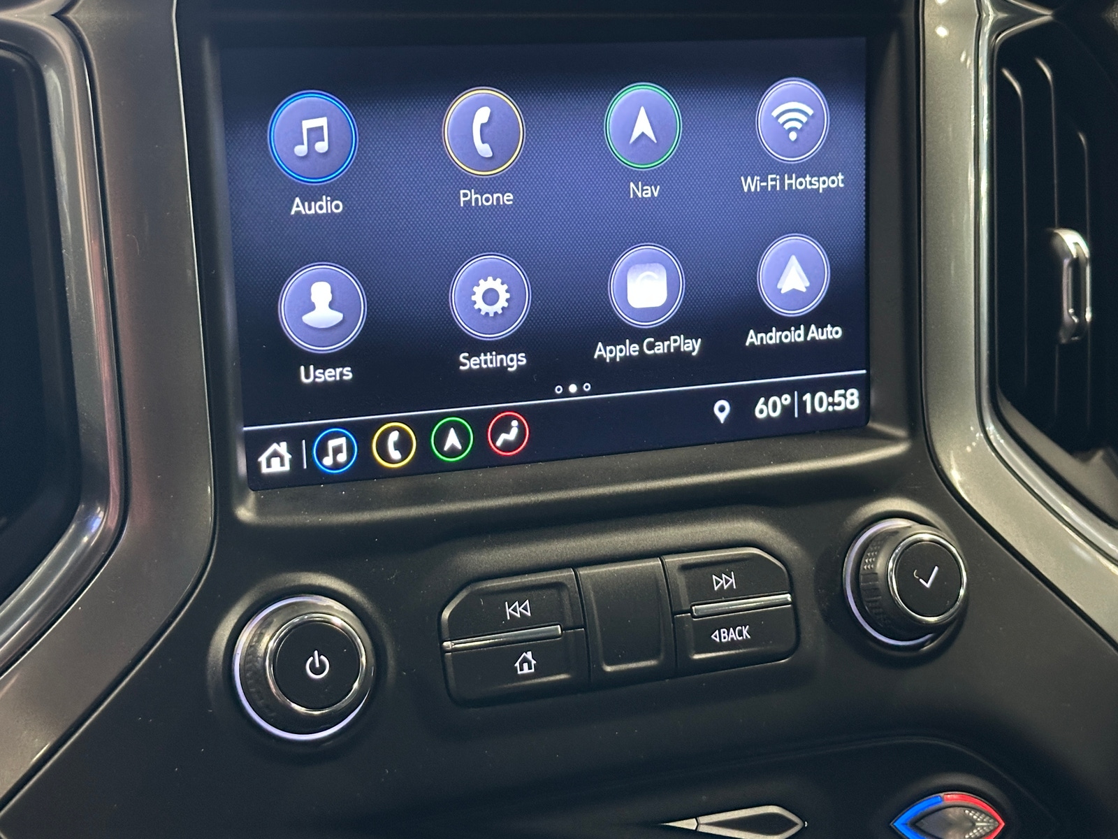 Thumbnail: 2019 Chevrolet Silverado 1500 - 3