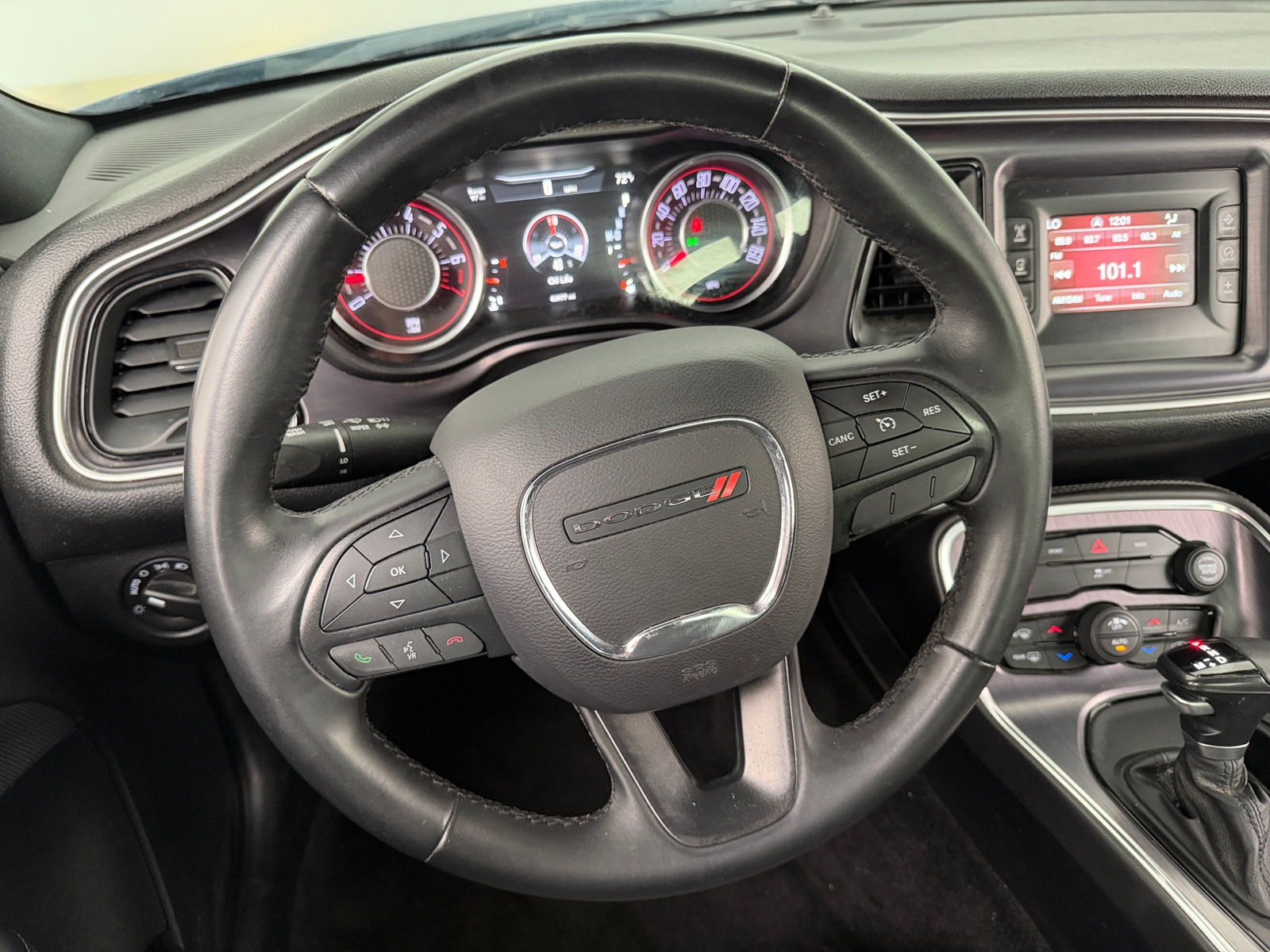 Thumbnail: 2016 Dodge Challenger - 4