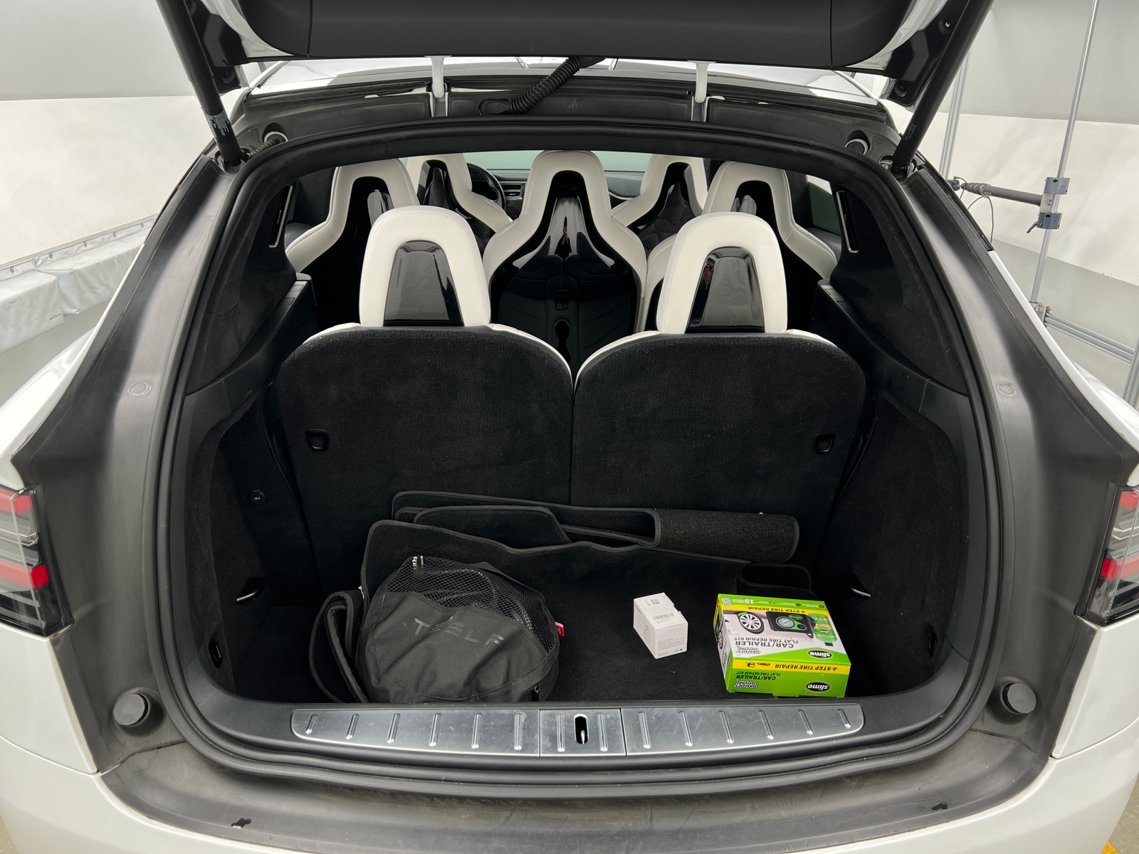 Thumbnail: 2016 Tesla Model X - 6