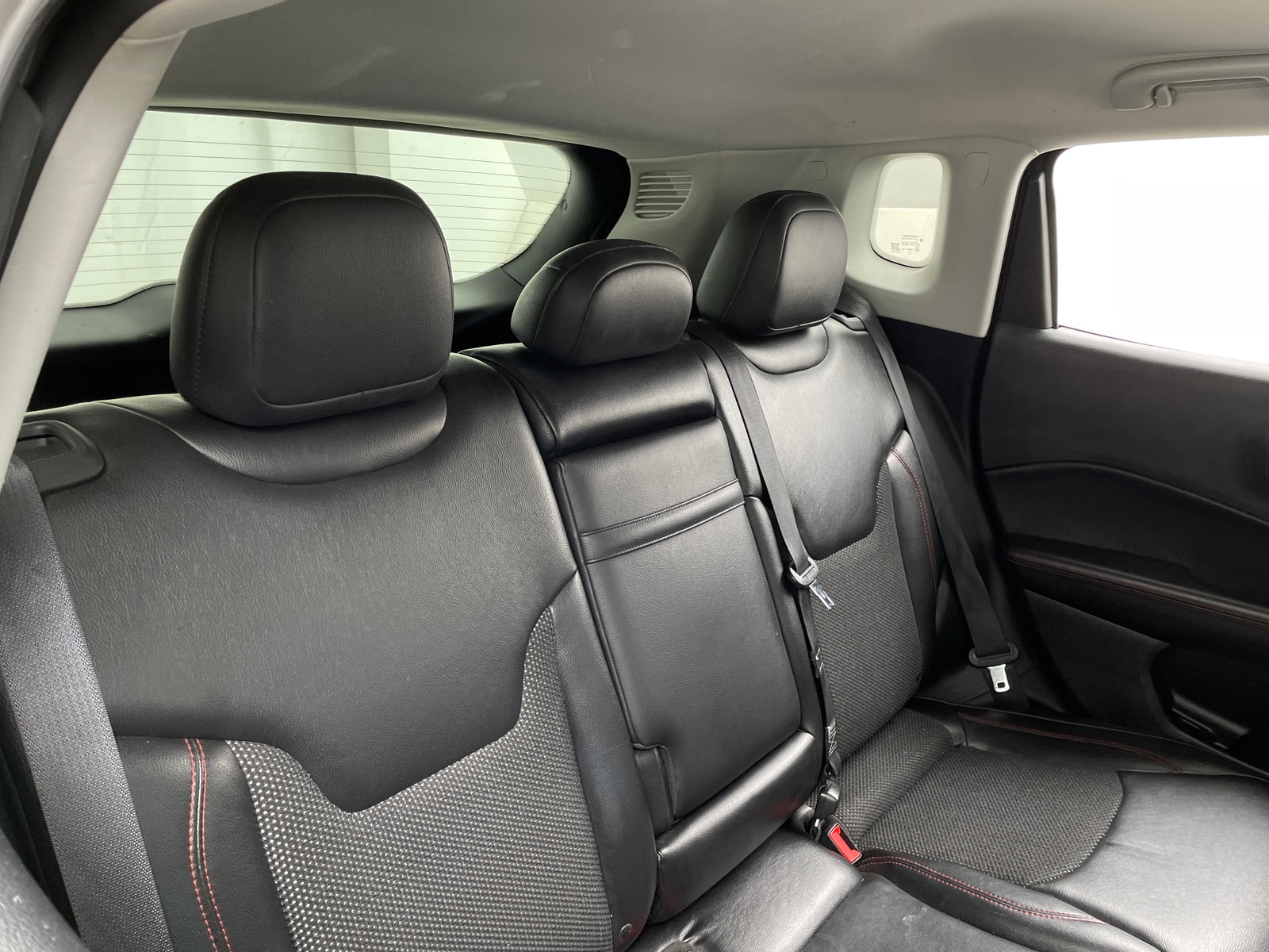 Thumbnail: 2018 Jeep Compass - 6