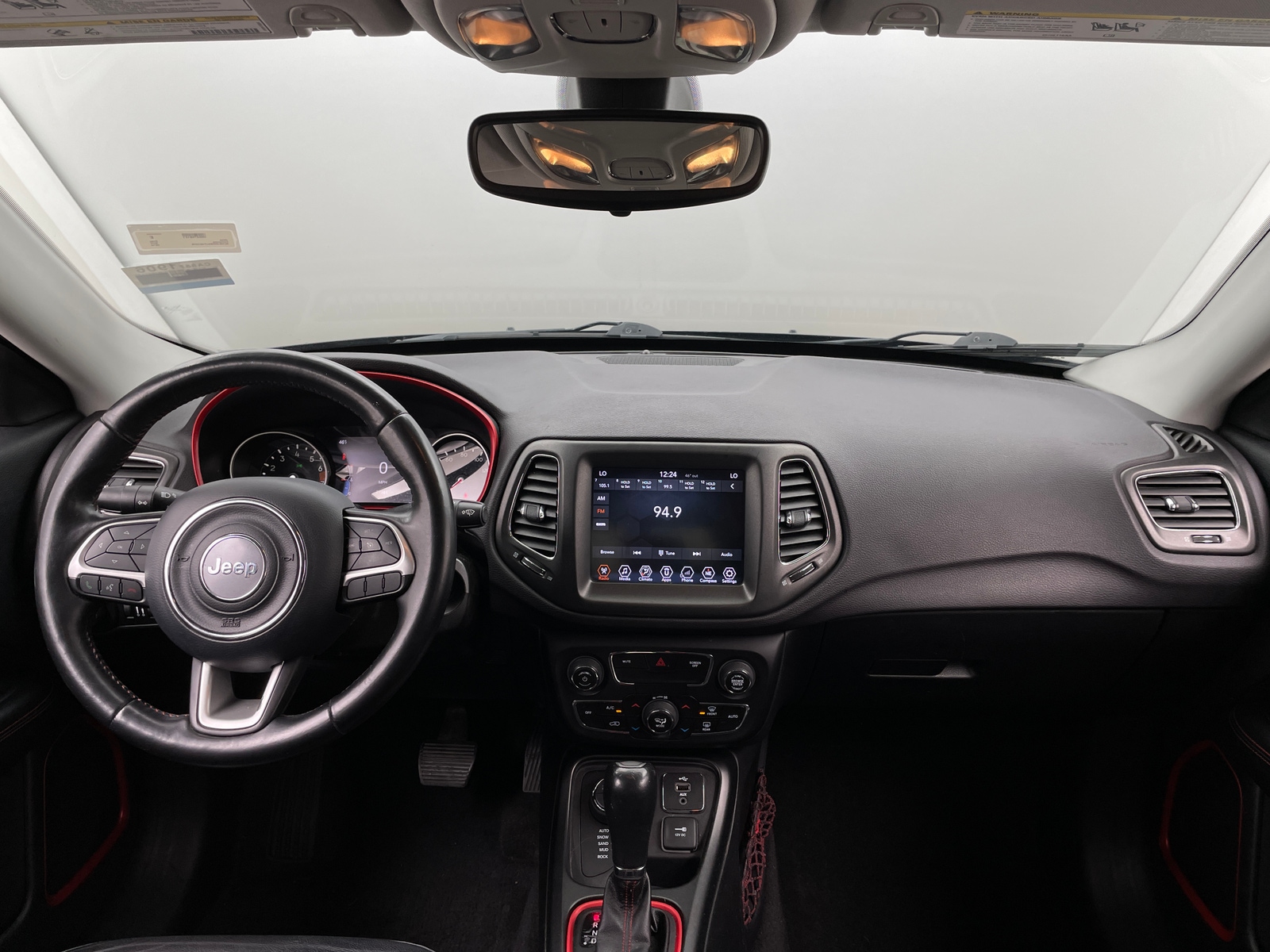 Thumbnail: 2018 Jeep Compass - 3