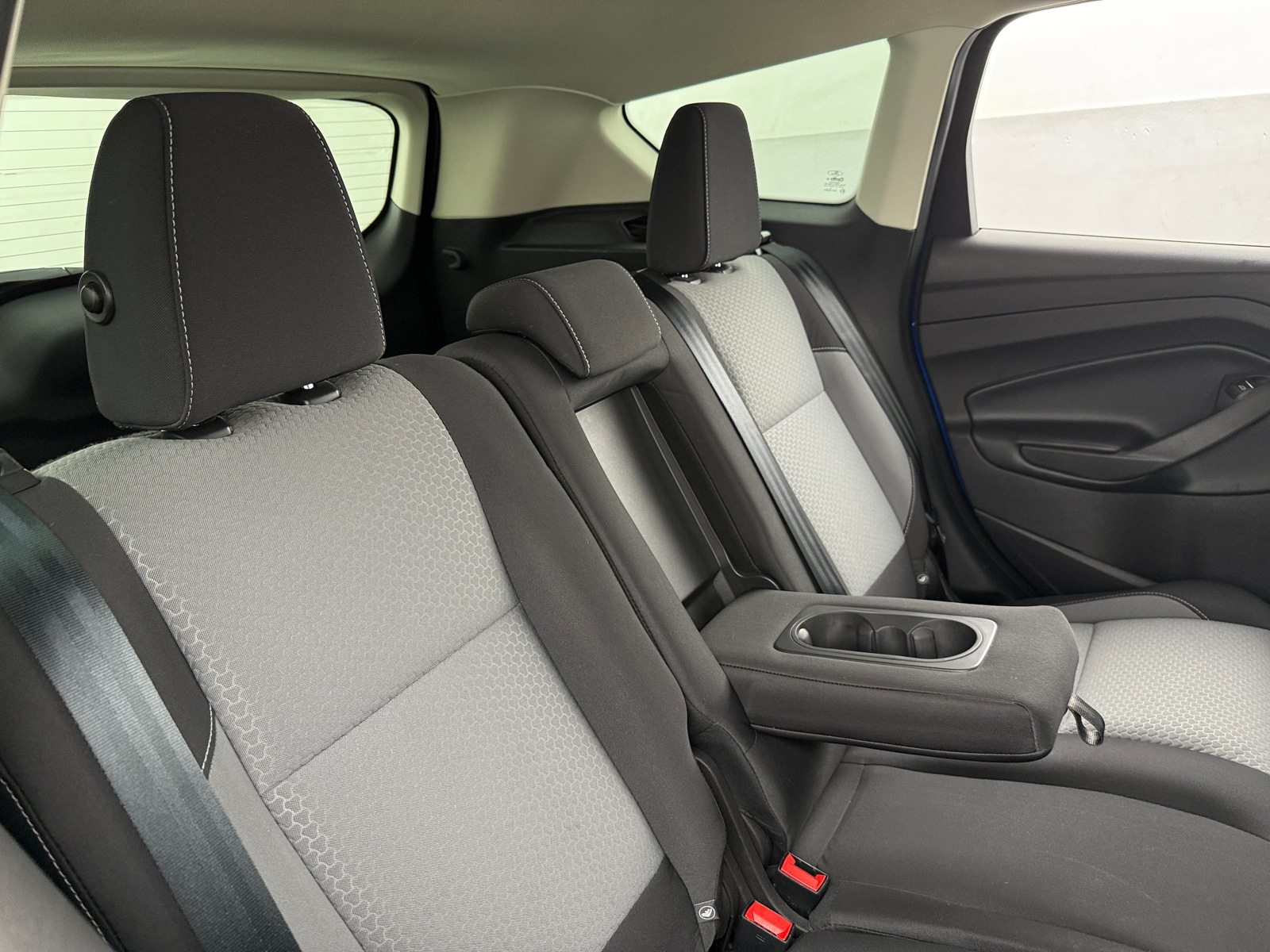 Thumbnail: 2019 Ford Escape - 6
