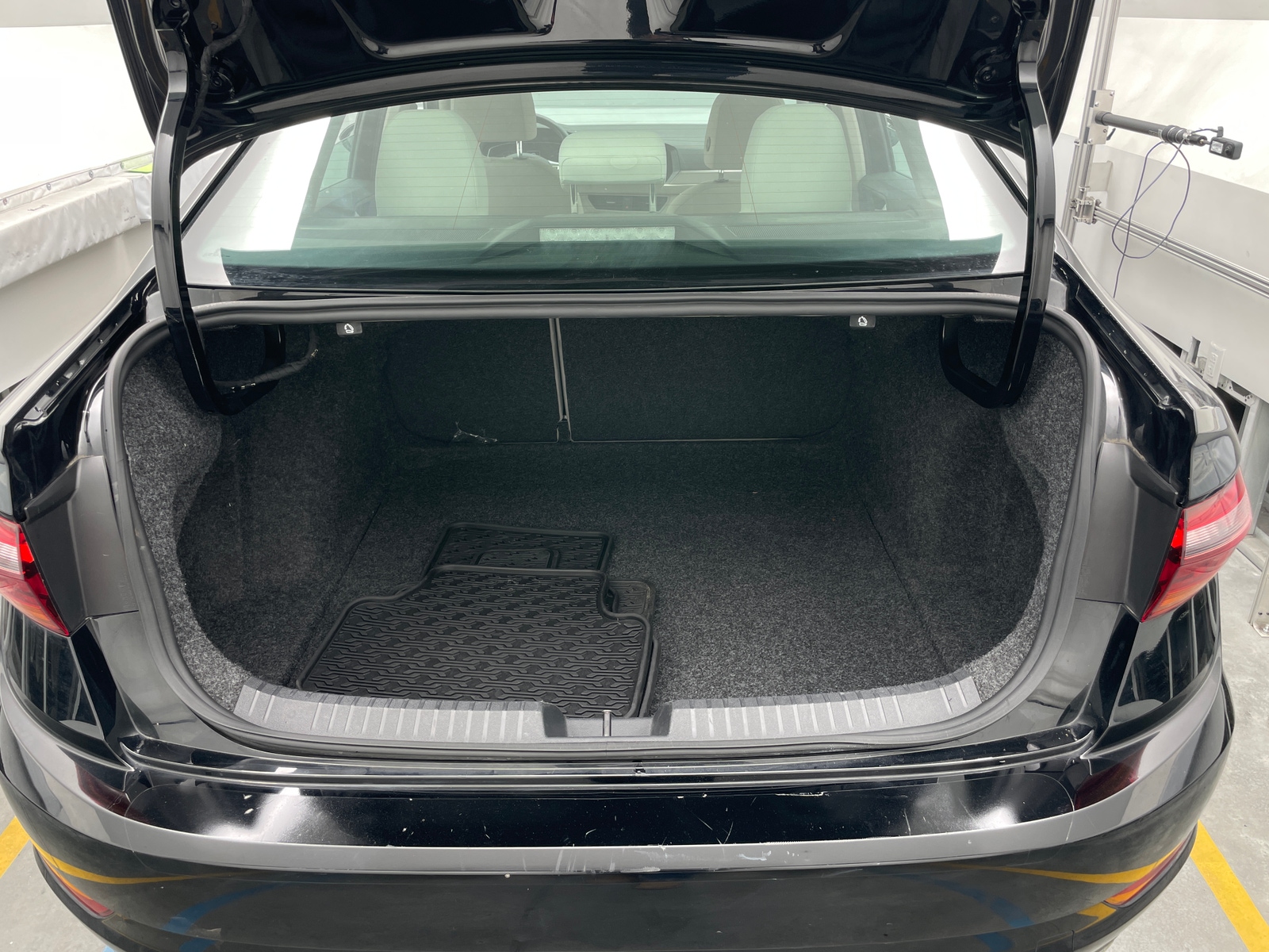 Thumbnail: 2019 Volkswagen Jetta - 7