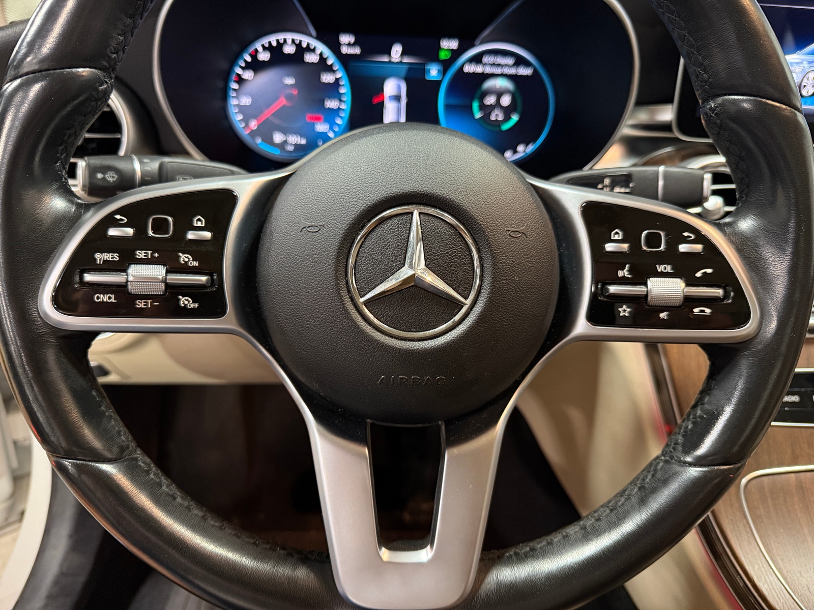 Thumbnail: 2021 Mercedes-Benz C-Class - 4