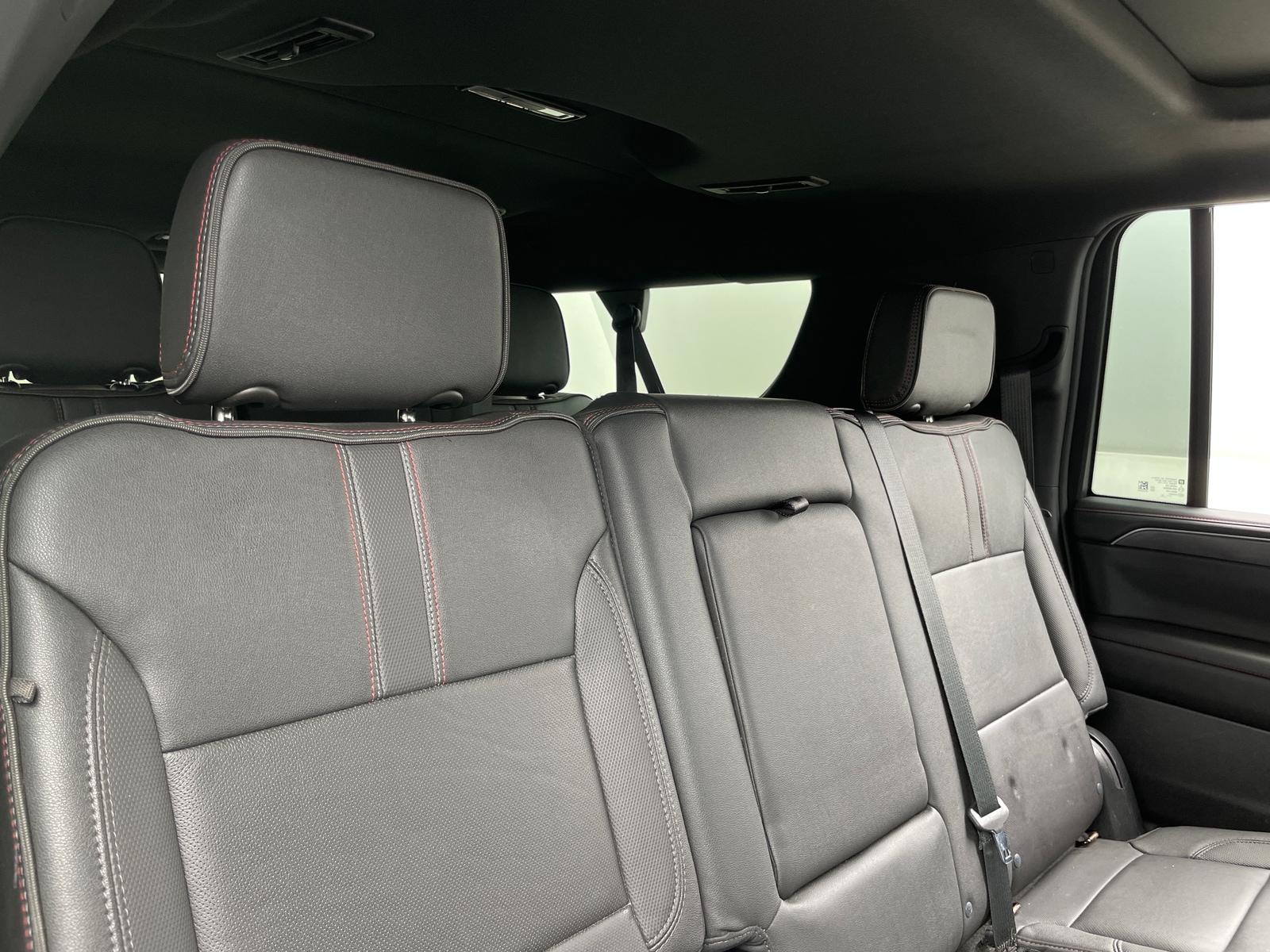 Thumbnail: 2022 Chevrolet Suburban - 5