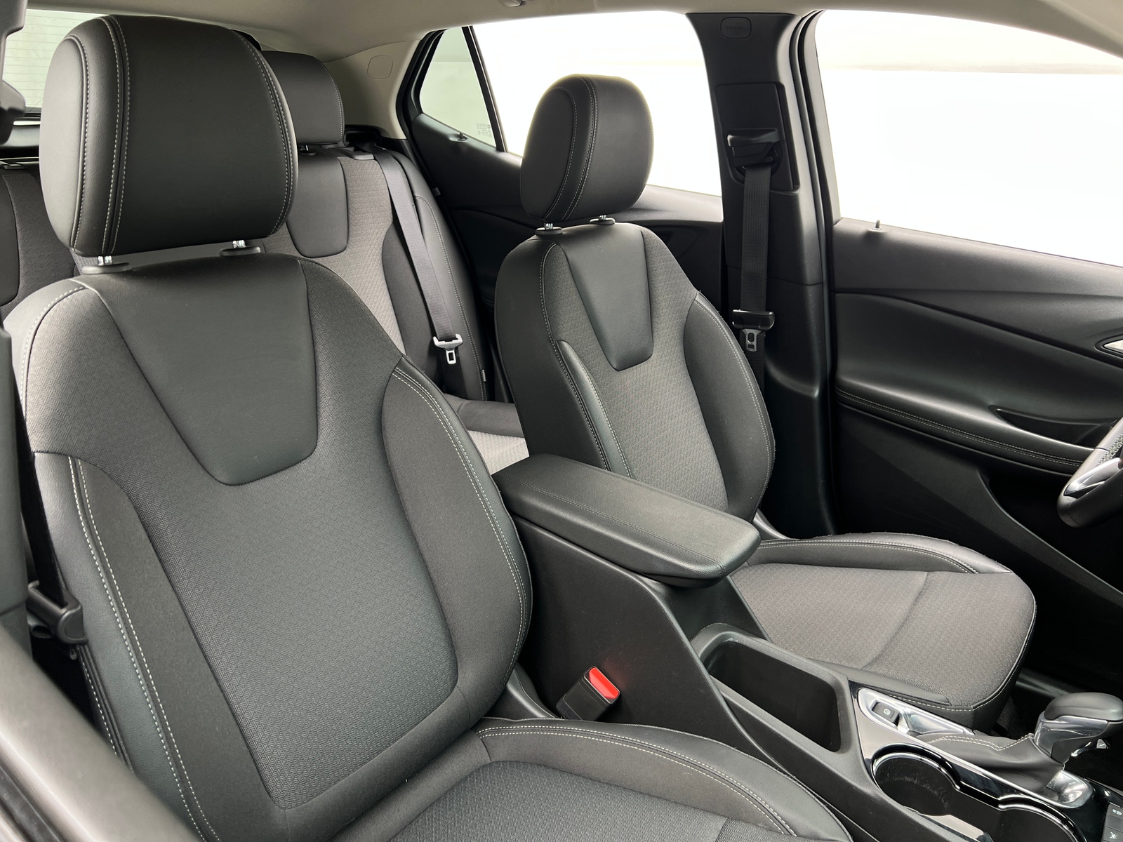 Thumbnail: 2025 Buick Encore GX - 2