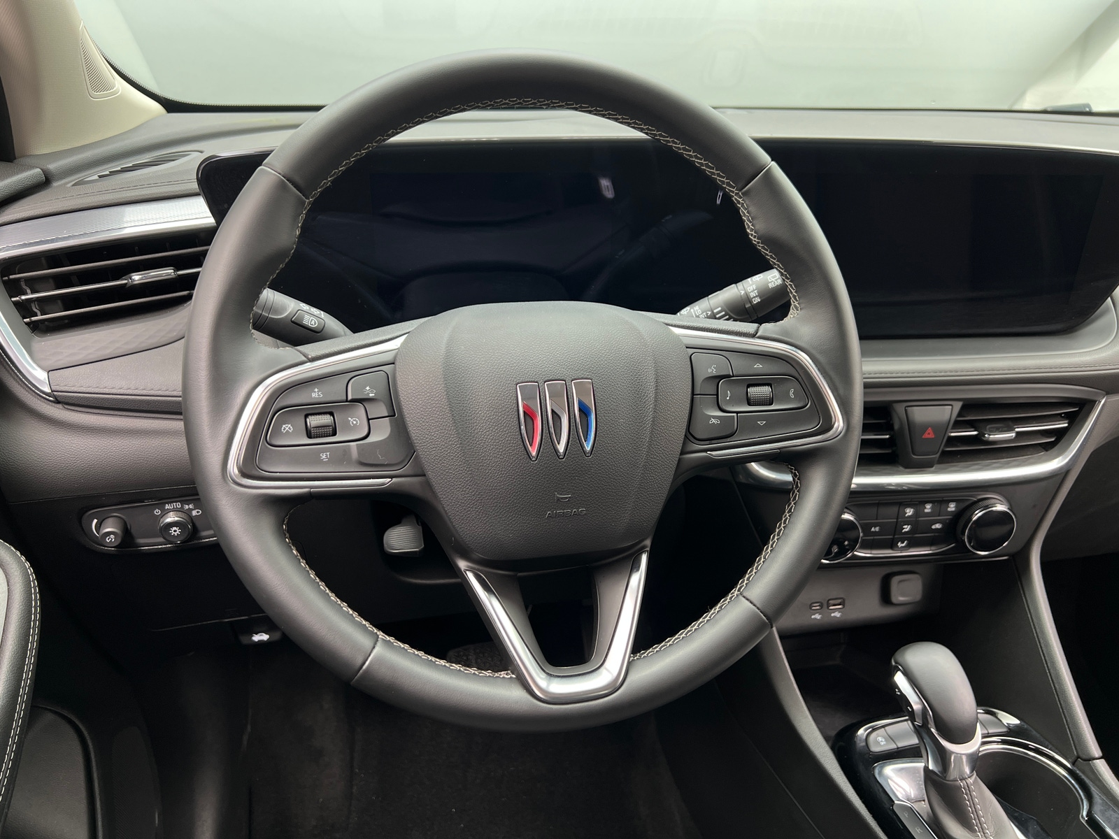 Thumbnail: 2025 Buick Encore GX - 5