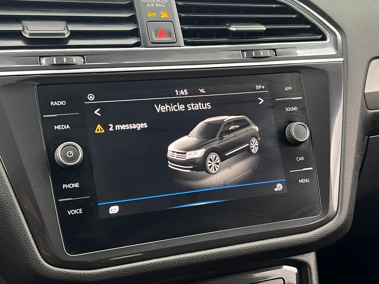 Thumbnail: 2022 Volkswagen Tiguan - 3