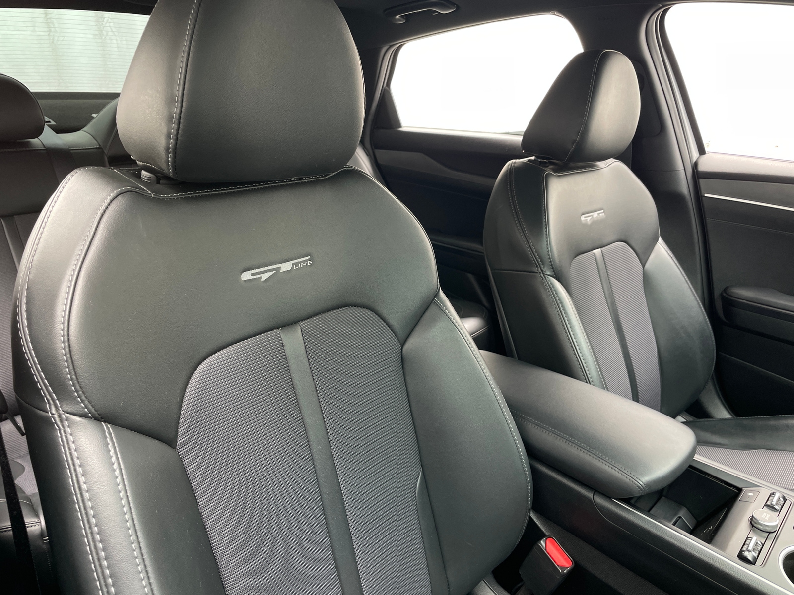 Thumbnail: 2022 Kia K5 - 2