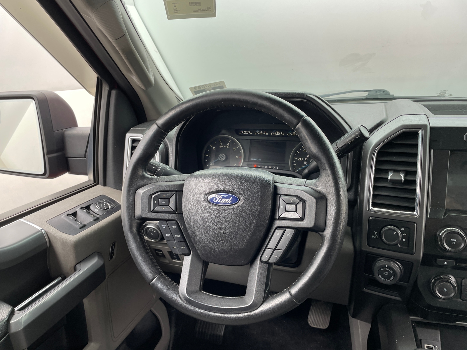 Thumbnail: 2017 Ford Econoline - 5