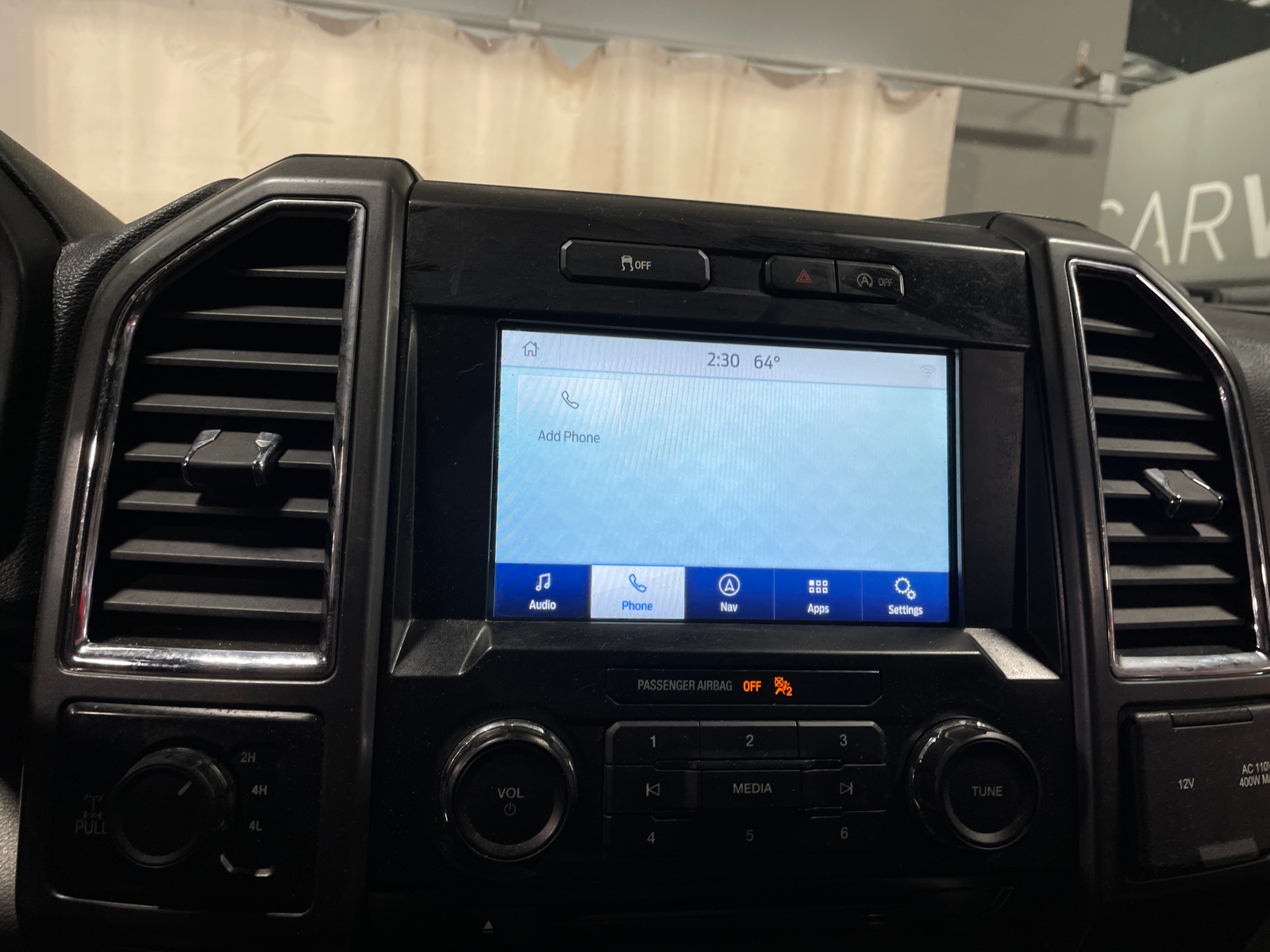 Thumbnail: 2017 Ford Econoline - 4