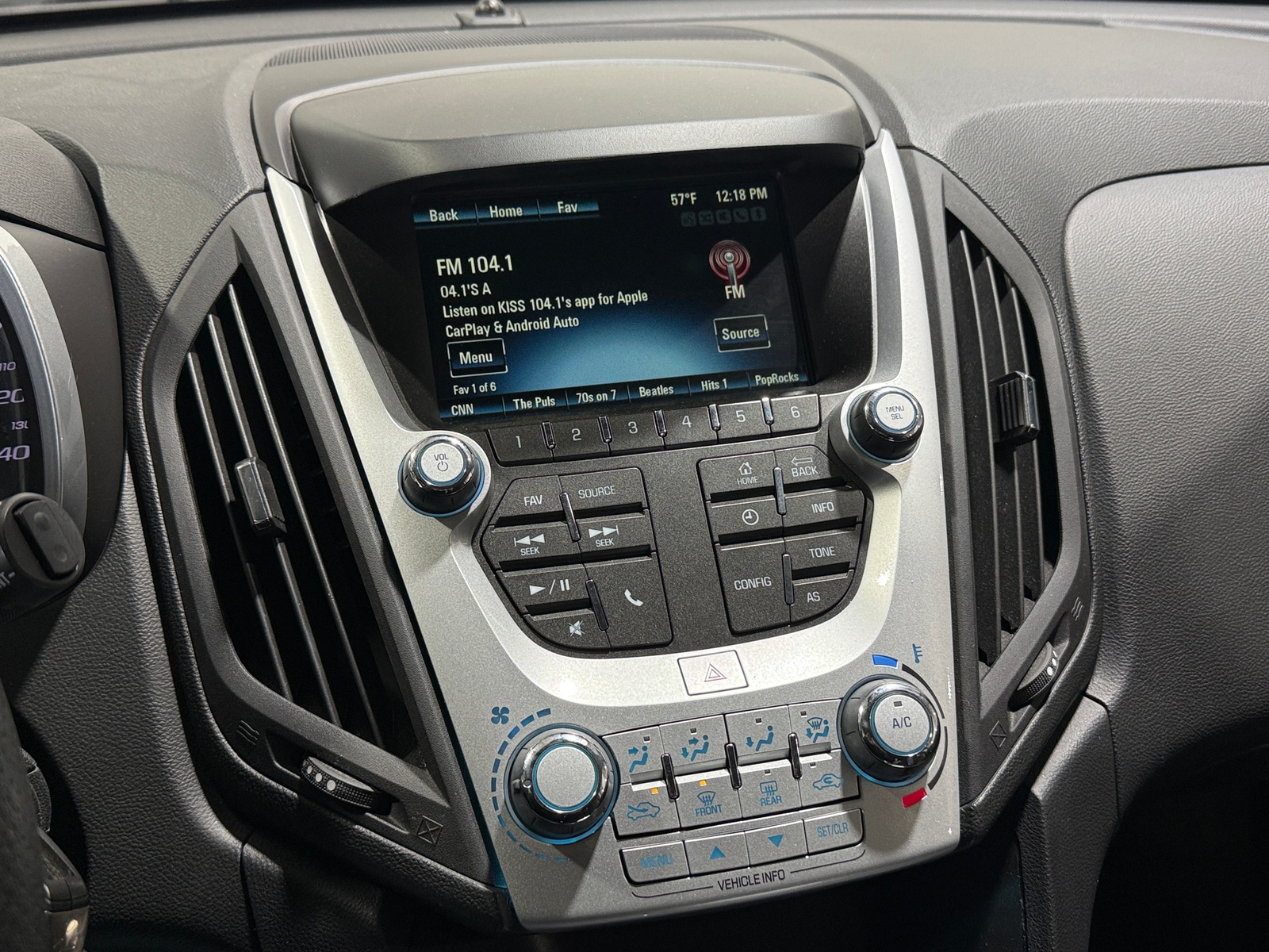 Thumbnail: 2016 Chevrolet Equinox - 4