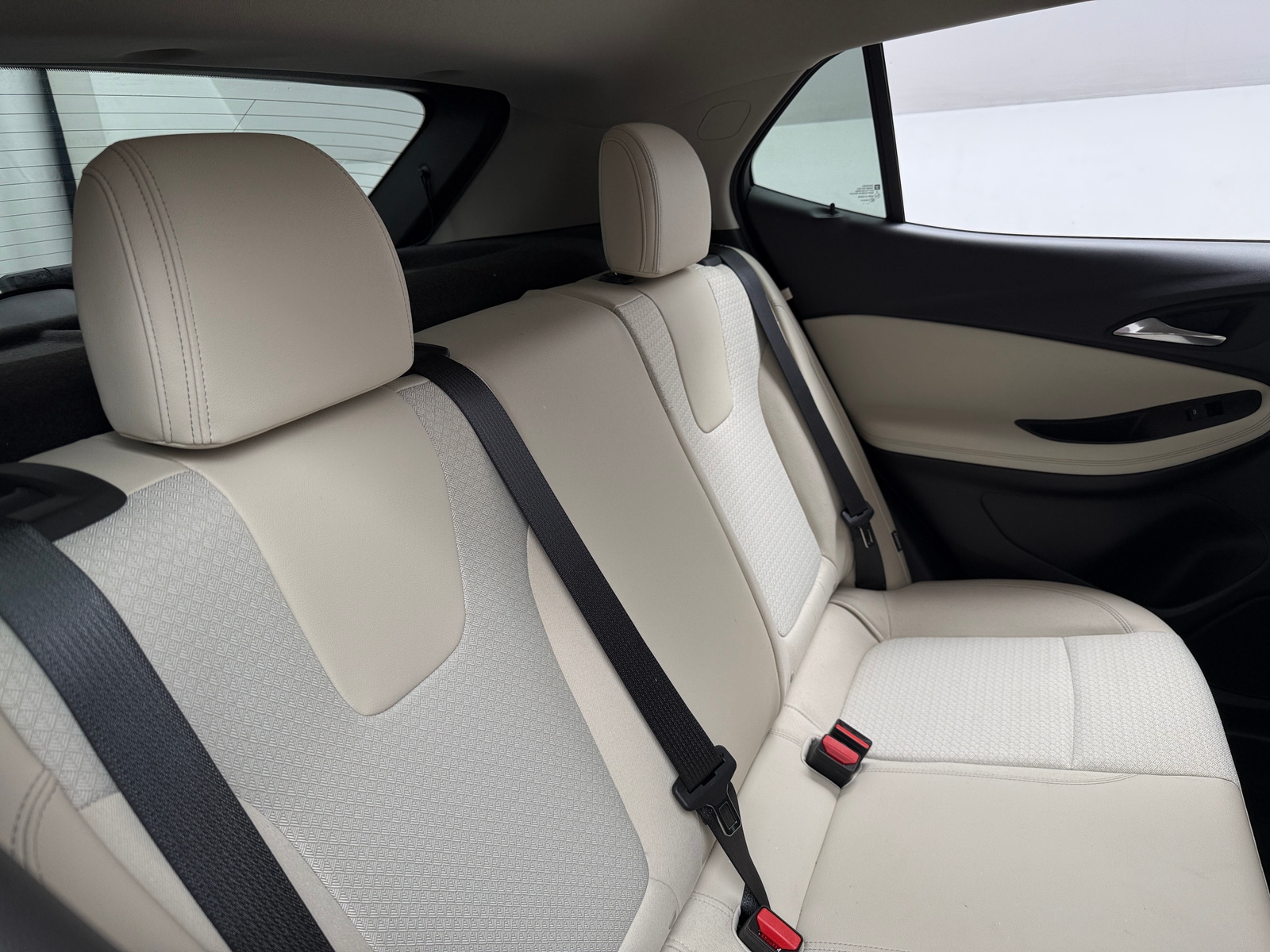 Thumbnail: 2022 Buick Encore GX - 5