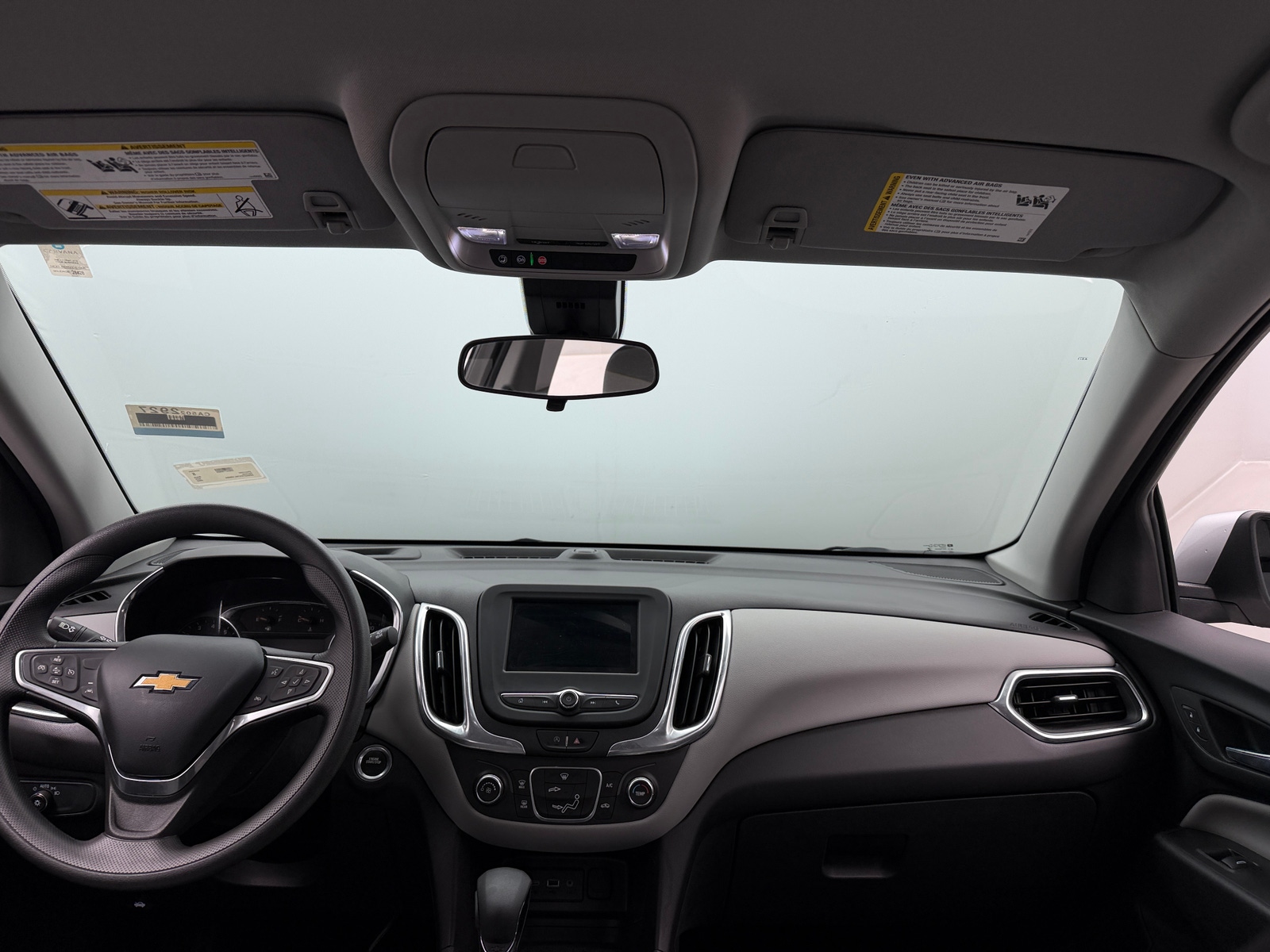 Thumbnail: 2022 Chevrolet Equinox - 3