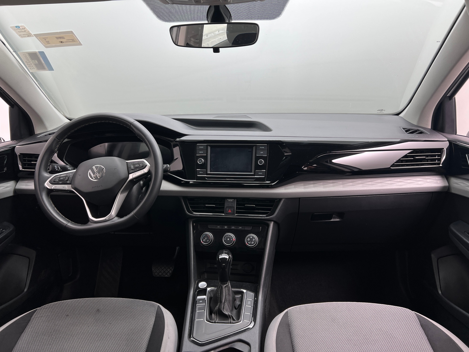 Thumbnail: 2023 Volkswagen Taos - 3