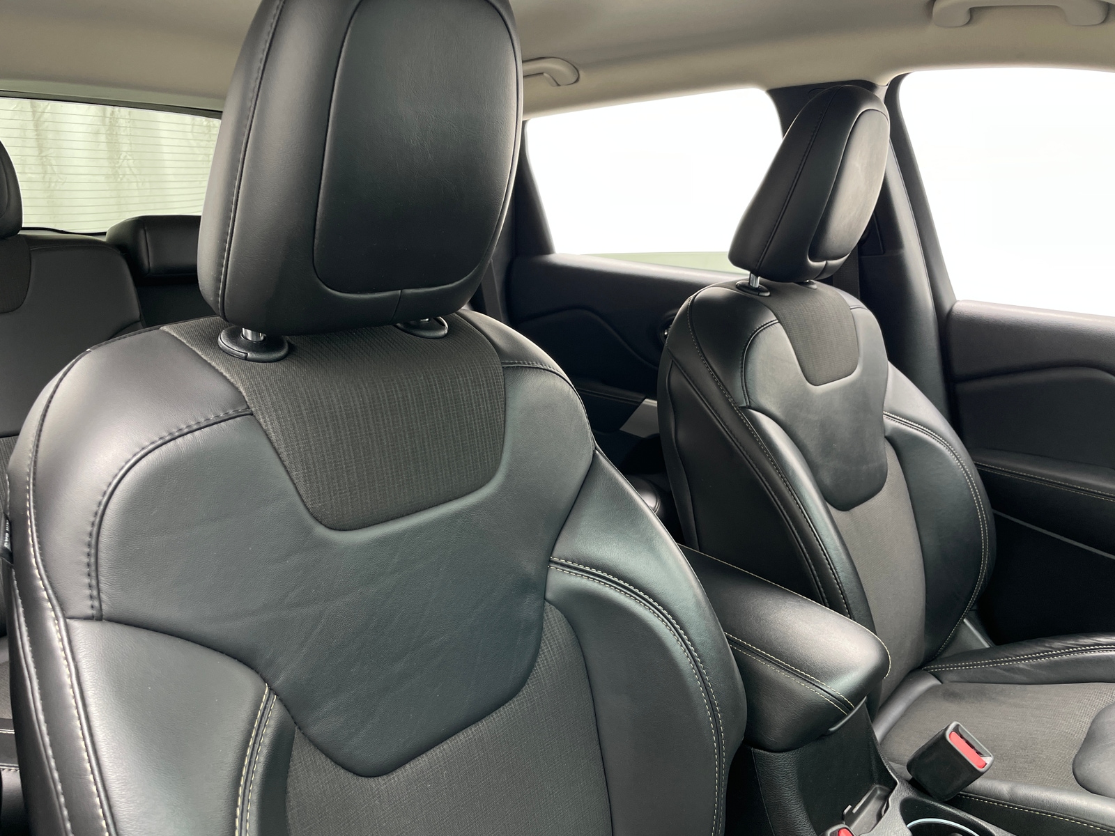 Thumbnail: 2018 Jeep Cherokee - 2