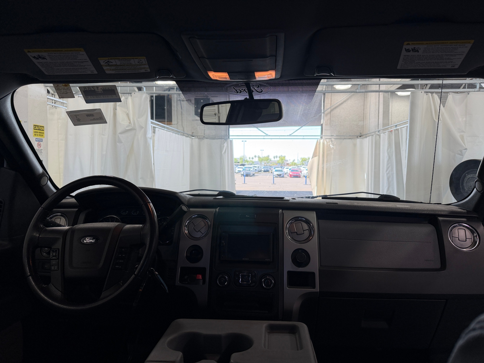 Thumbnail: 2014 Ford Econoline - 3