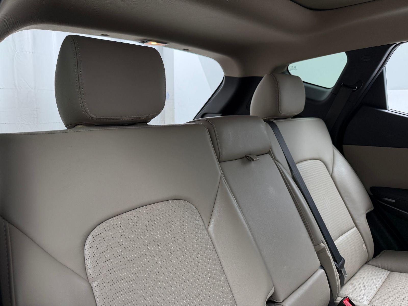 Thumbnail: 2014 Hyundai Santa Fe - 5